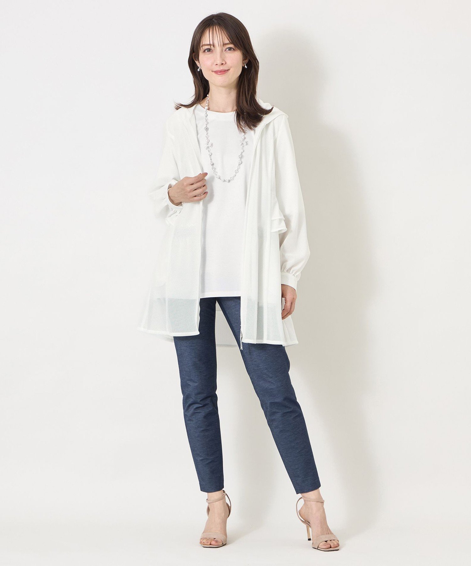 TO BE CHIC ラッセルエアリー ロングブルゾン トゥー ビー シック ジャケット・アウター ブルゾン・ジャンパー ホワイト ブラック