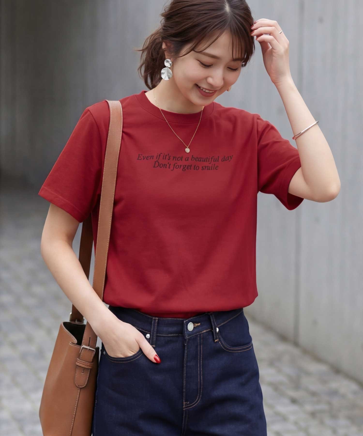 STYLE DELI スモールメッセージロゴTシャツ スタイルデリ トップス カットソー・Tシャツ ホワイト ブラック レッド