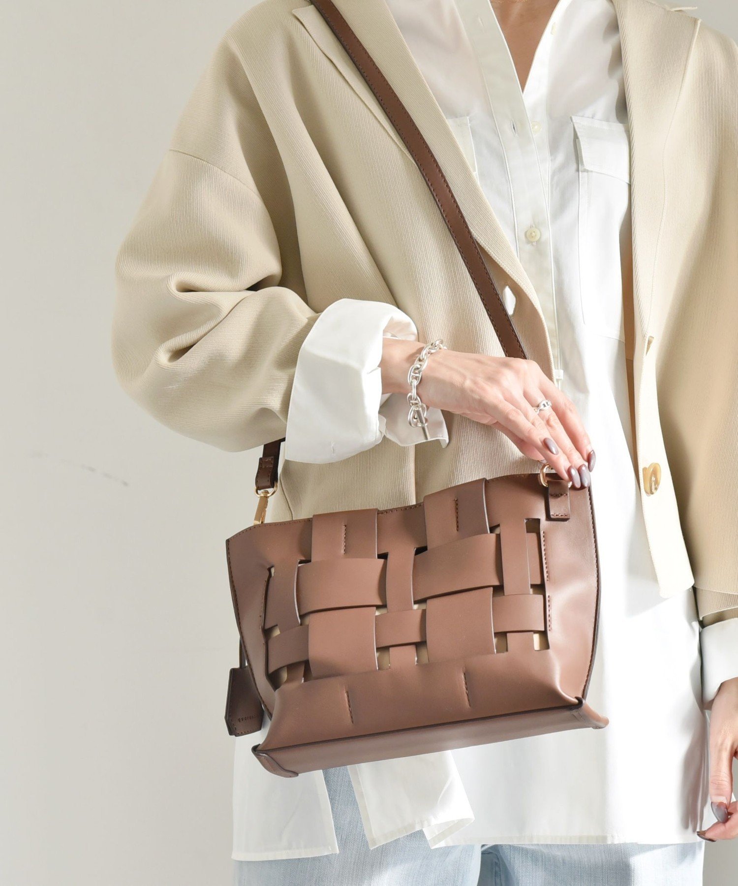 【SALE／60%OFF】quaranciel quaranciel: スクエア メッシュ ショルダー バッグ シップス バッグ ショルダーバッグ ブラウン オレンジ ブラック