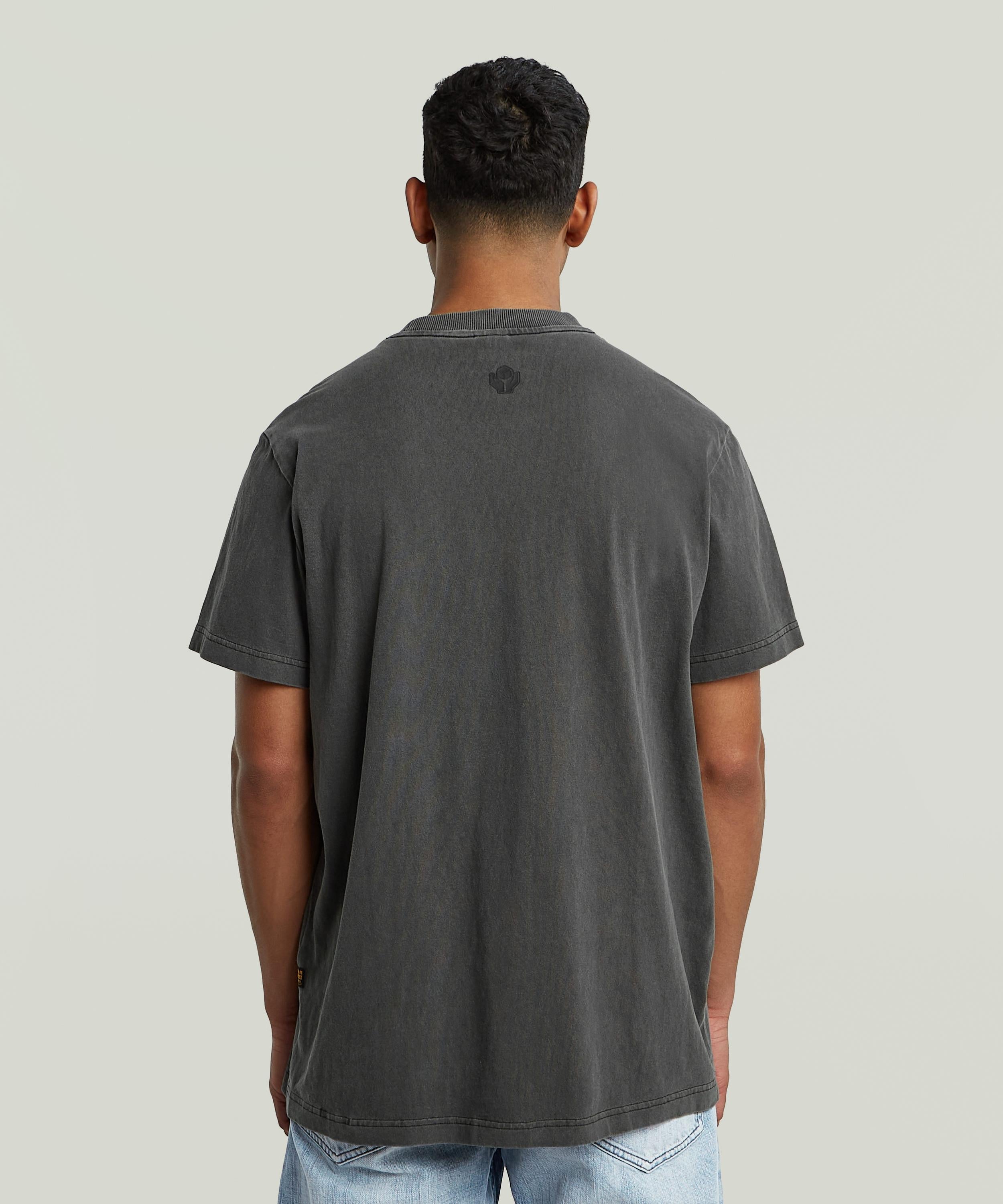 【公式ショップ】MULTI LOGO OVERDYED LOOSE T-SHIRT/マルチロゴオーバーダイルーズTシャツ ジースターロゥ トップス カットソー・Tシャツ グレー