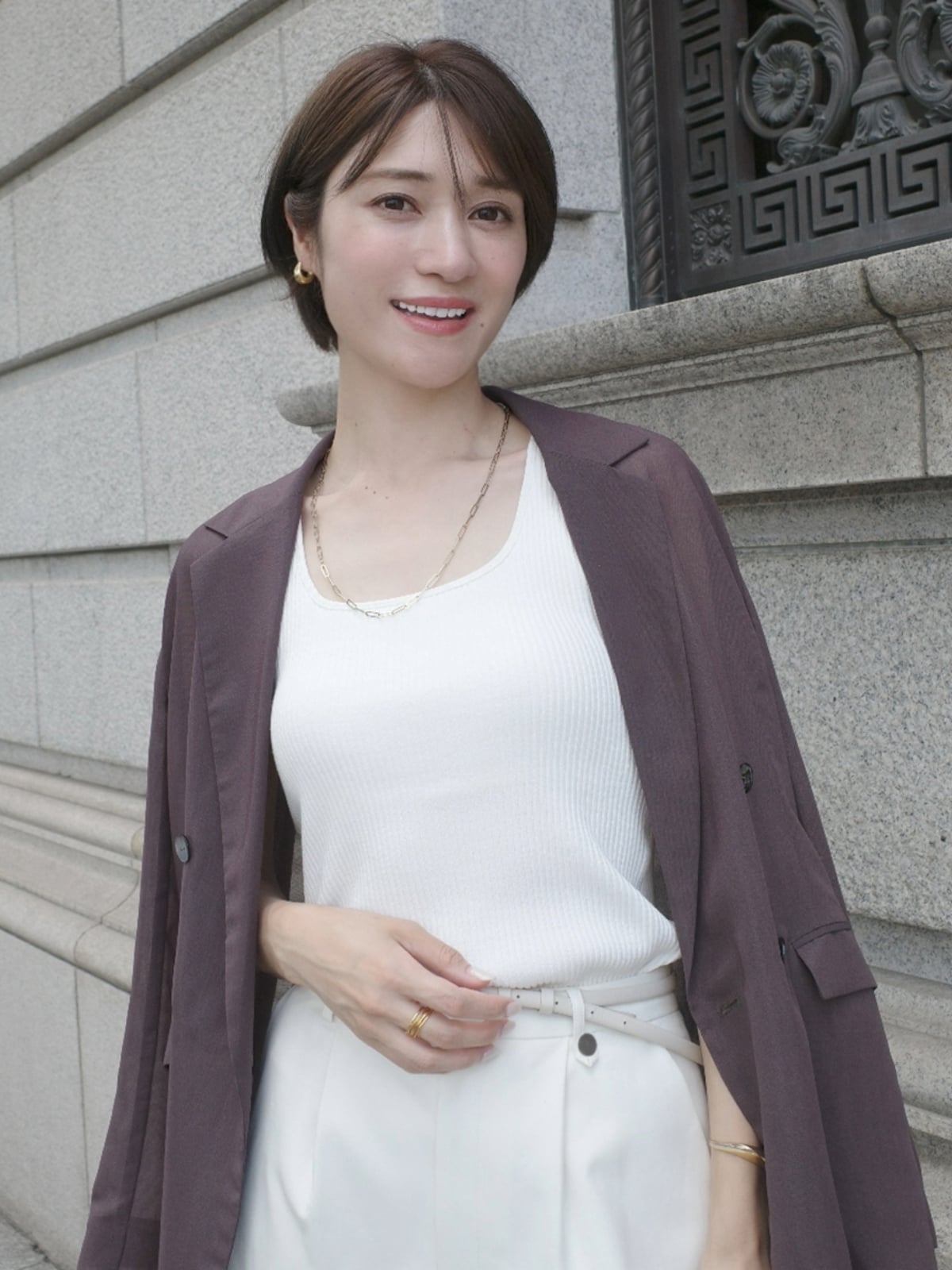 ブークレテレコカップインタンクトップ アニュアンス トップス ノースリーブ・タンクトップ ブラック ベージュ ホワイト