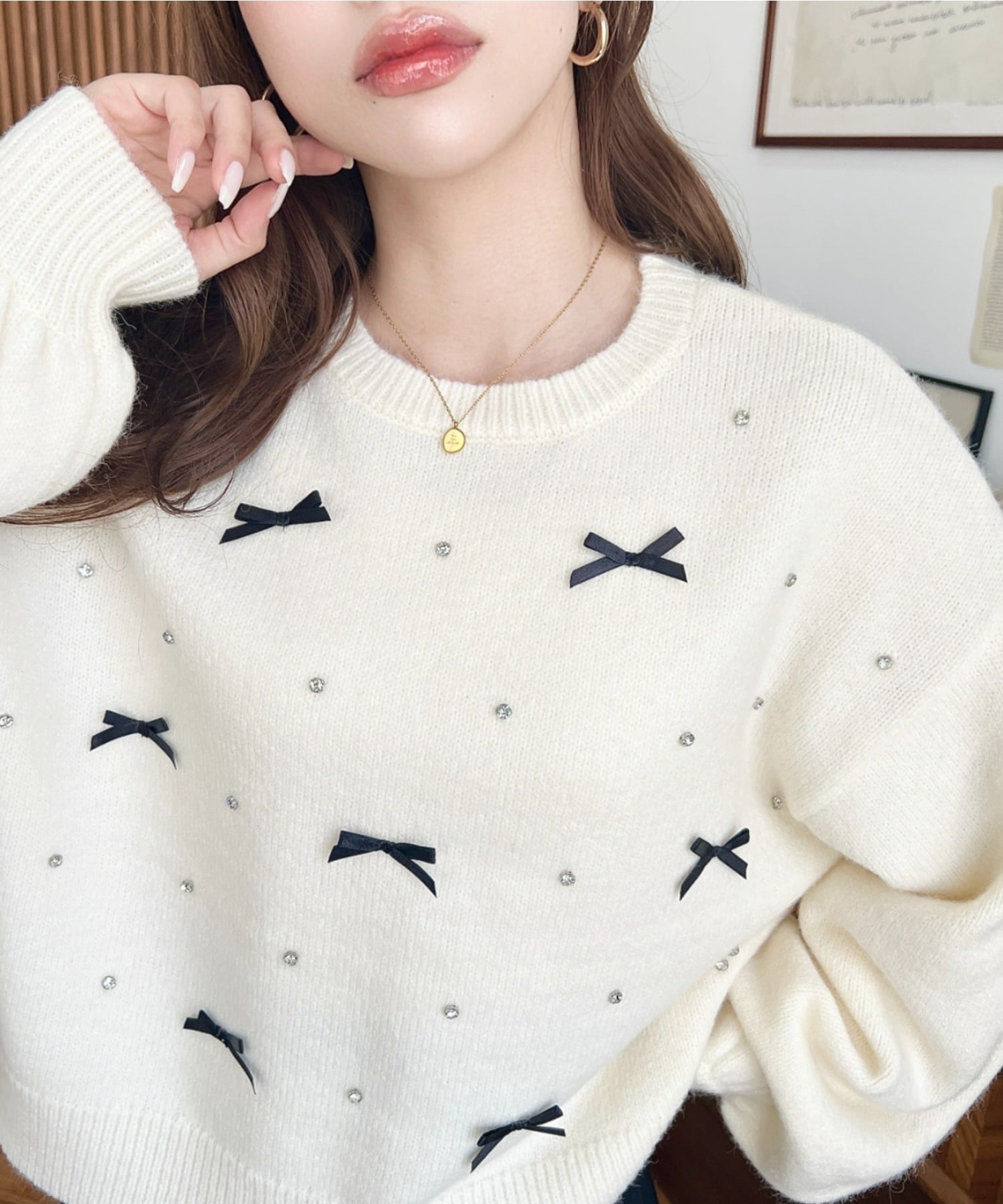 moment+ リボンビジューショート丈もちもちニットプルオーバー モーメントプラス トップス ニット ワイ..