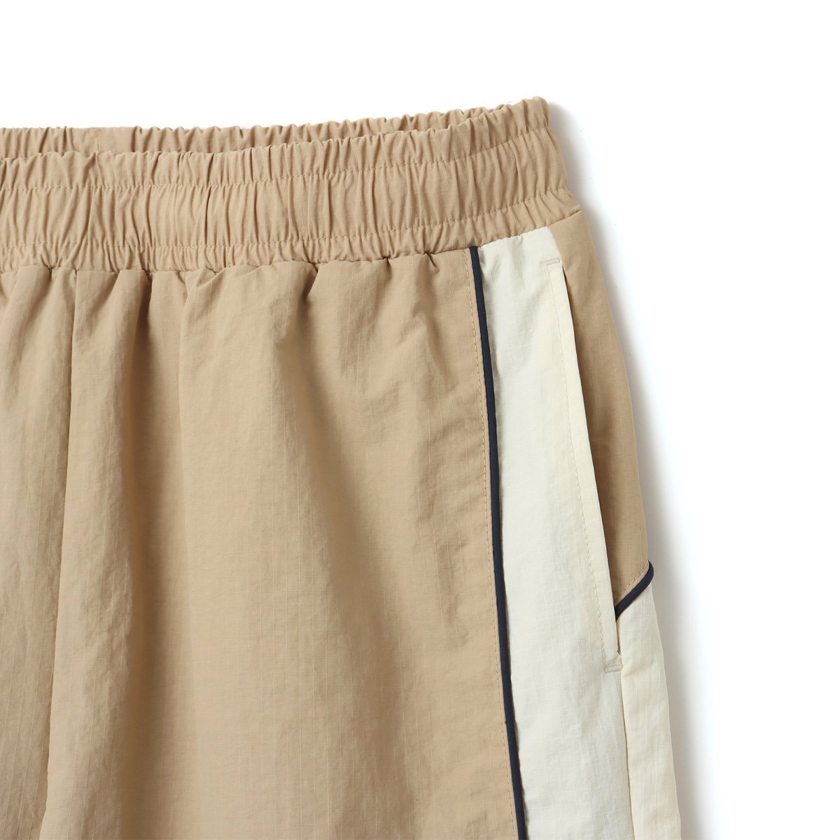 atmos pink UMBRO x atmos pink Track Pants BEIGE アトモス パンツ その他のパンツ ベージュ