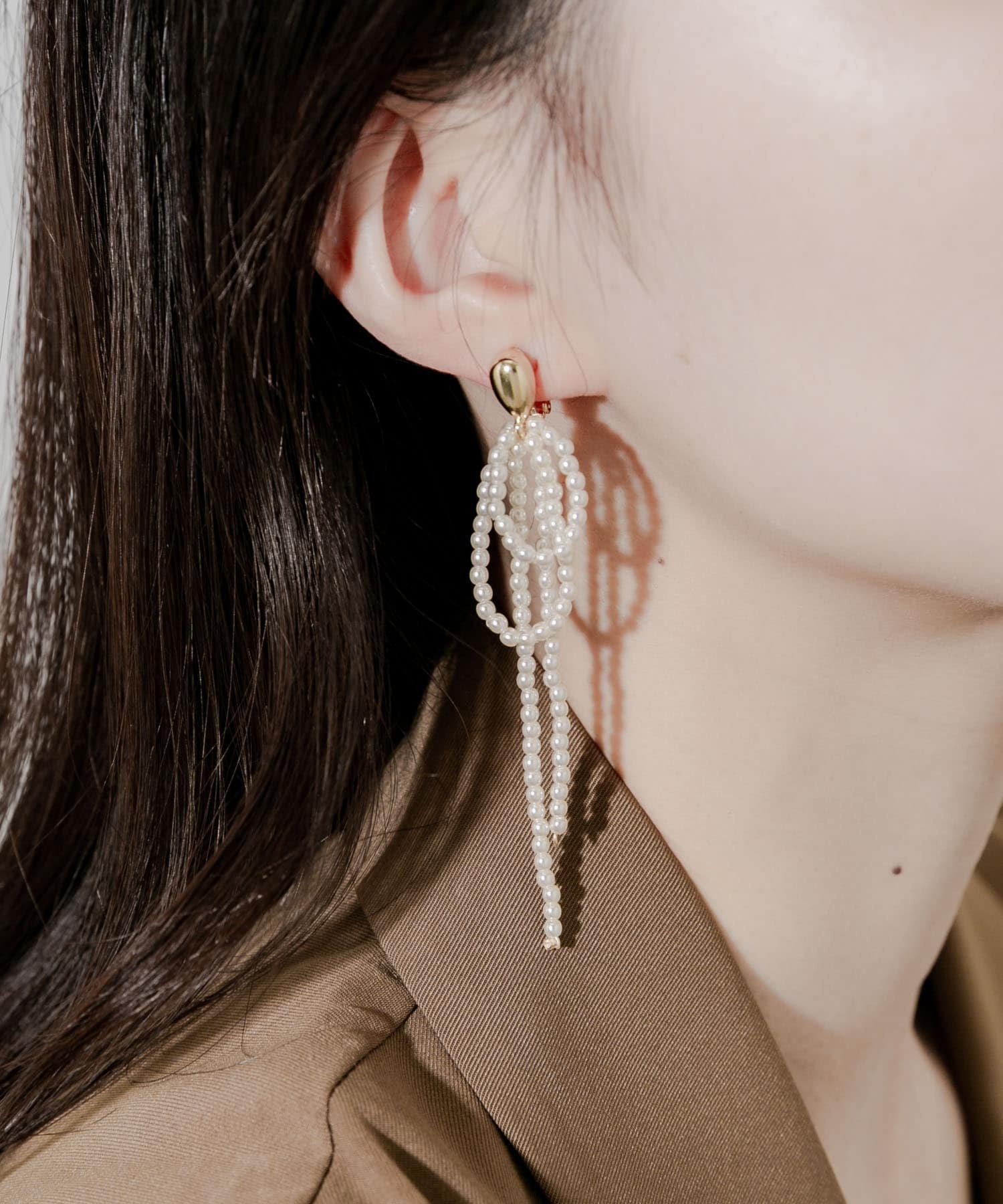 SMELLY メタルパールループイヤリング スメリー アクセサリー・腕時計 イヤリング・イヤーカフ