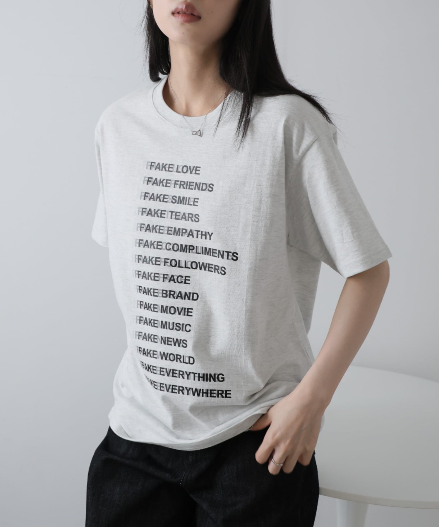 girlydoll/プリントデザインTシャツ ドゥーラ ドゥーラ トップス カットソー・Tシャツ ホワイト ベージュ ブラック グレー