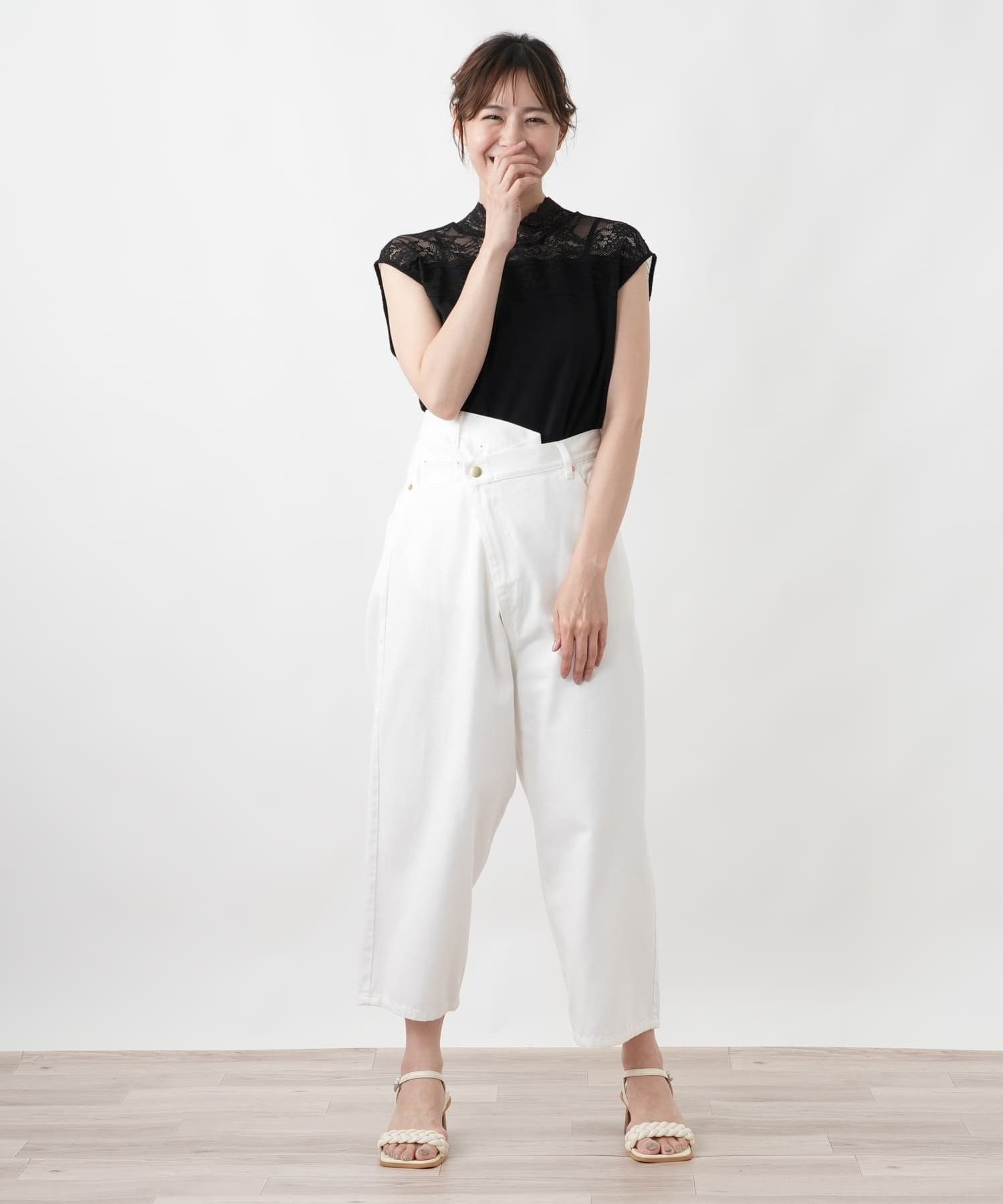 Leilian PLUS HOUSE ちょっと可愛い大人デニムパンツ【SORAGE】 レリアン プラスハウス パンツ ジーンズ・デニムパンツ ホワイト