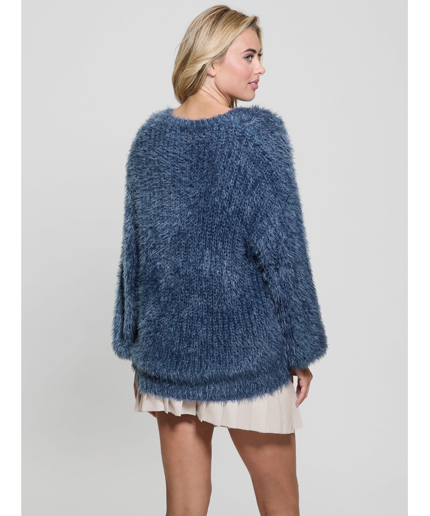 GUESS ニット セーター レディース(W)NATSUMI Fuzzy Sweater ゲス トップス ニット ネイビー ホワイト
