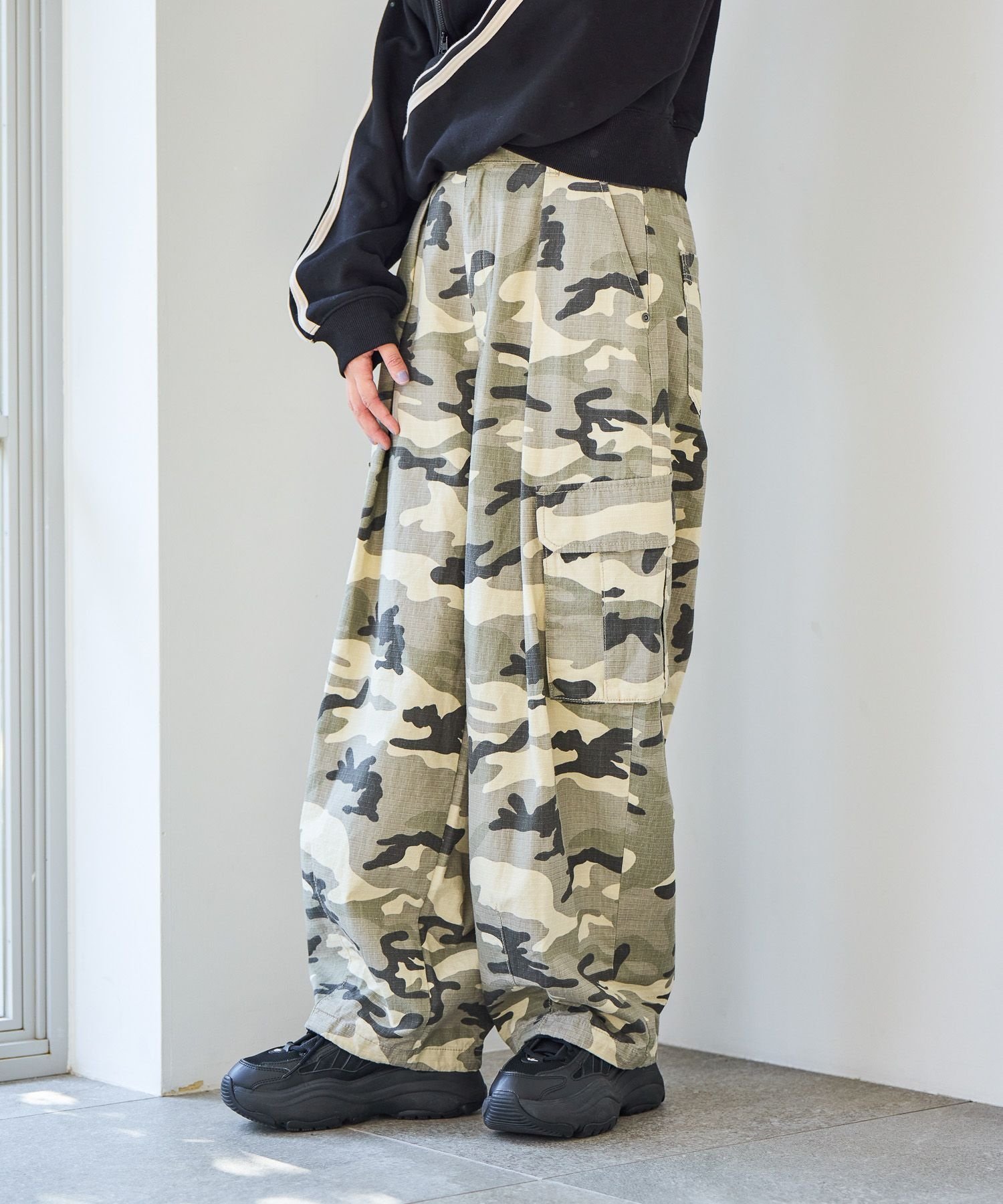 PAGEBOYLIM 【PBLIM】アソートカーゴパンツ ページボーイ パンツ その他のパンツ ブラック グレー