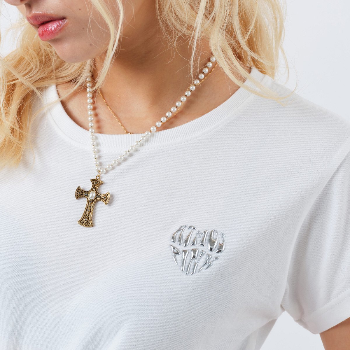 atmos pink atmos pink Metalic Print Heart Logo T-shirt WHITE アトモス トップス カットソー・Tシャツ ホワイト