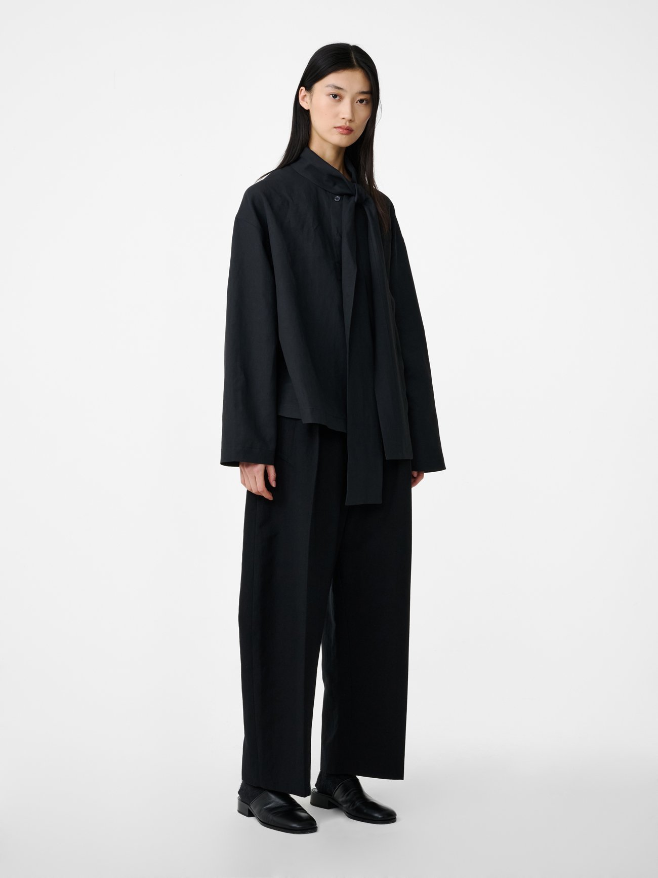 STUDIO NICHOLSON MINOS PANT スタジオニコルソン パンツ スラックス・ドレスパンツ ブラック【送料無料】