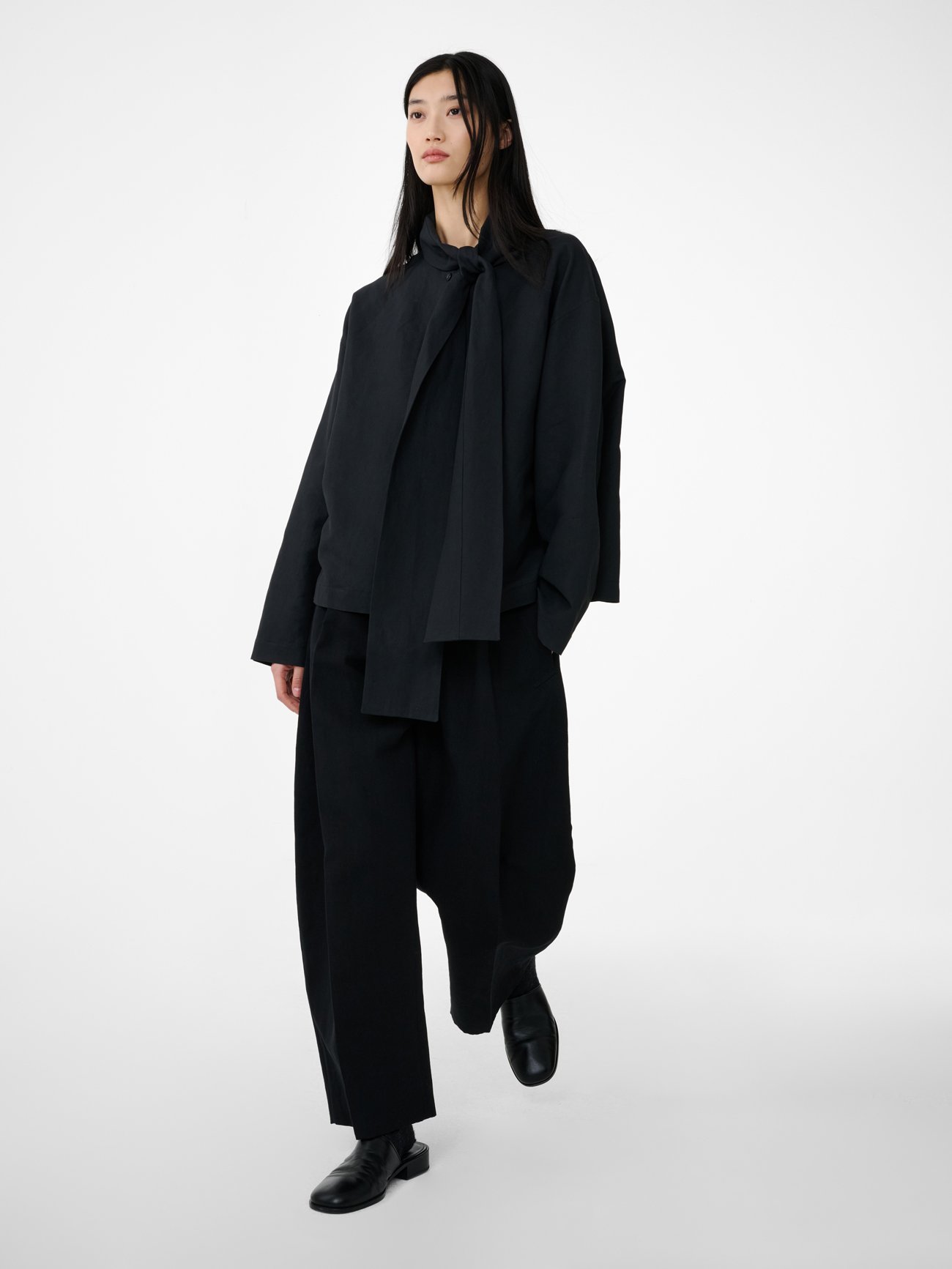 STUDIO NICHOLSON MINOS PANT スタジオニコルソン パンツ スラックス・ドレスパンツ ブラック【送料無料】