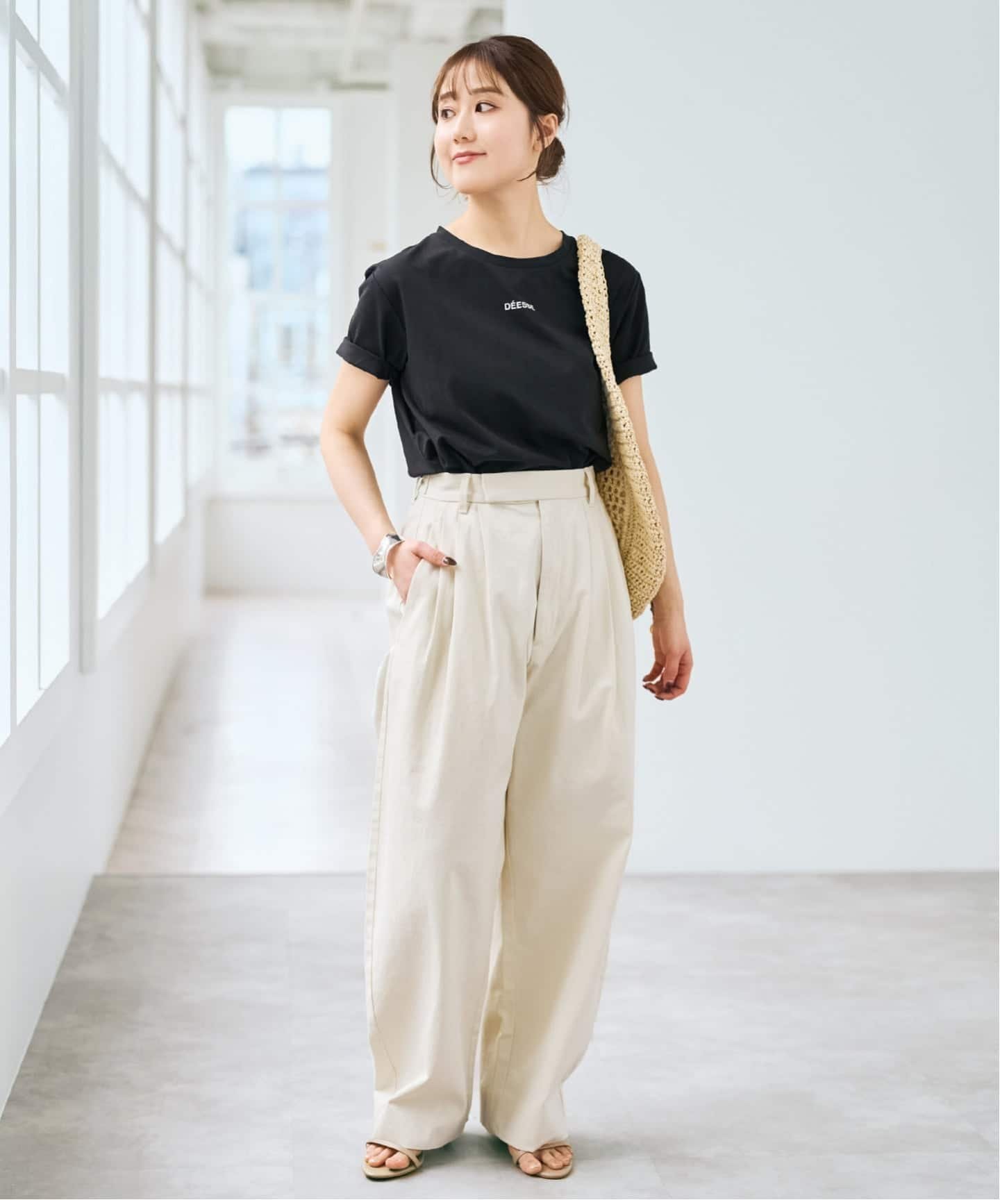 Spick & Span フレンチロゴプリントTシャツ スピックアンドスパン トップス カットソー・Tシャツ ホワイト ブラック