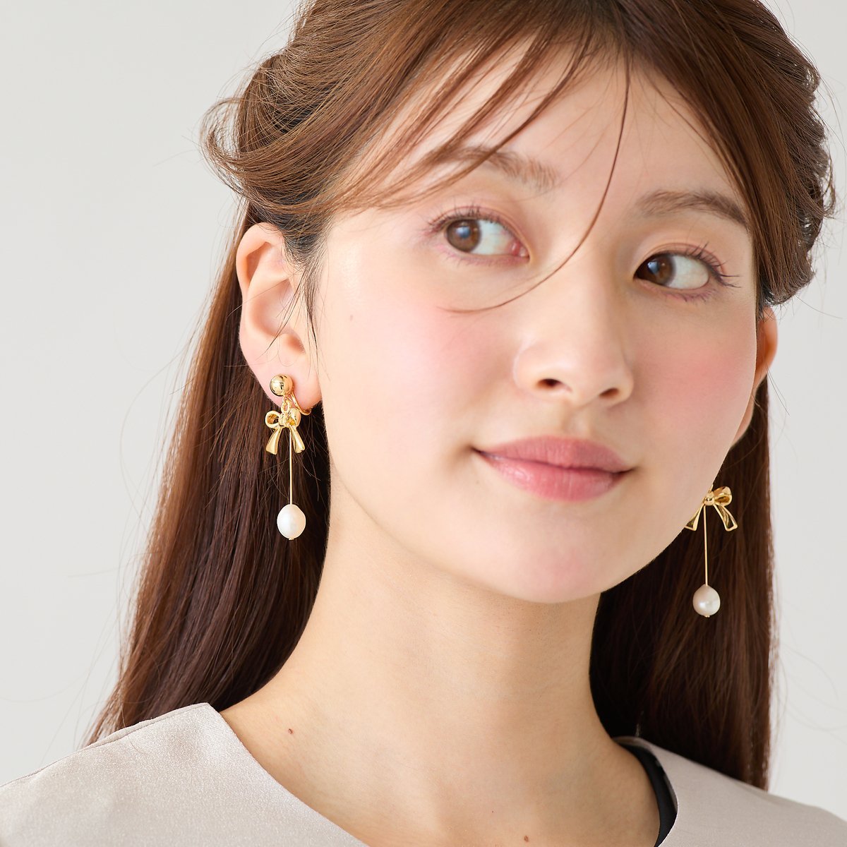 Rose Tiara リボン*パールスイングイヤリング ローズティアラ アクセサリー・腕時計 その他のアクセサリー・腕時計 ゴールド