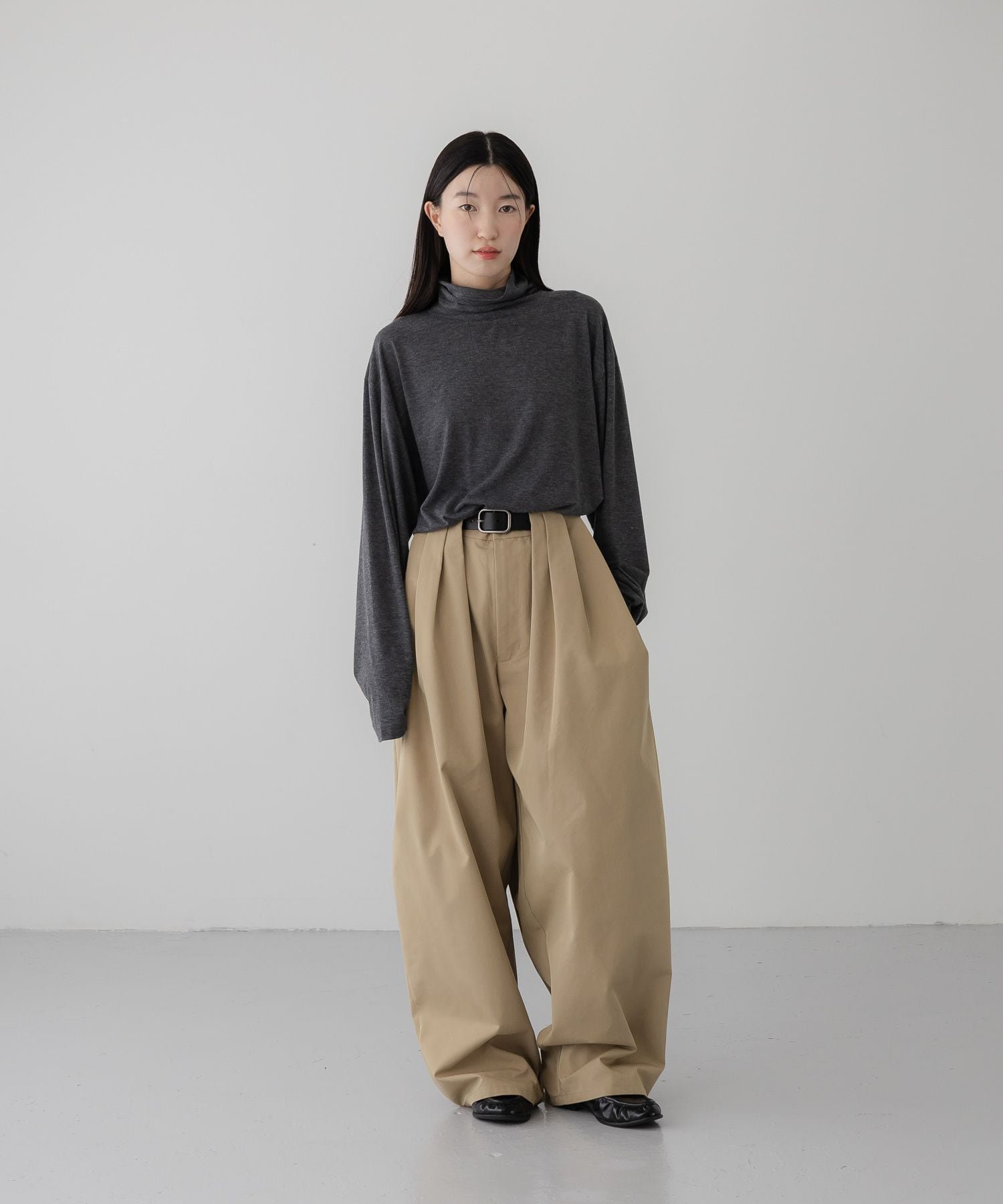 LOWRYS FARM 【LFM(U)】プリーツウエストコクーンチノパンツ ローリーズファーム パンツ その他のパンツ ベージュ ブラック