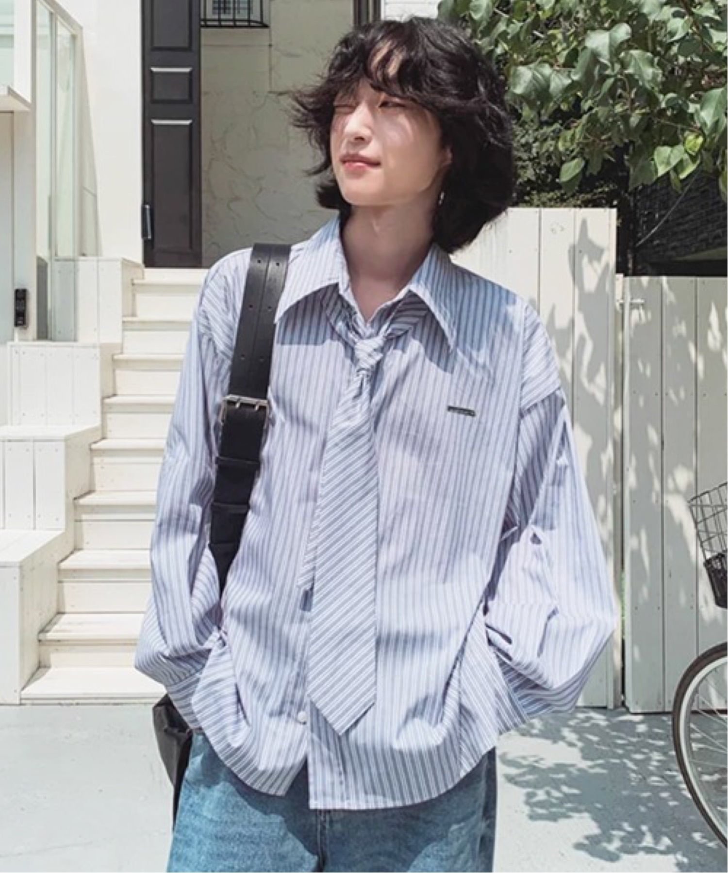 NOWLE NOWLE/(M)【NOWLE】ネクタイ付き メタルプレート ワンポイント ストライプ ルーズシャツ チェルカ トップス シャツ・ブラウス グレー ブルー