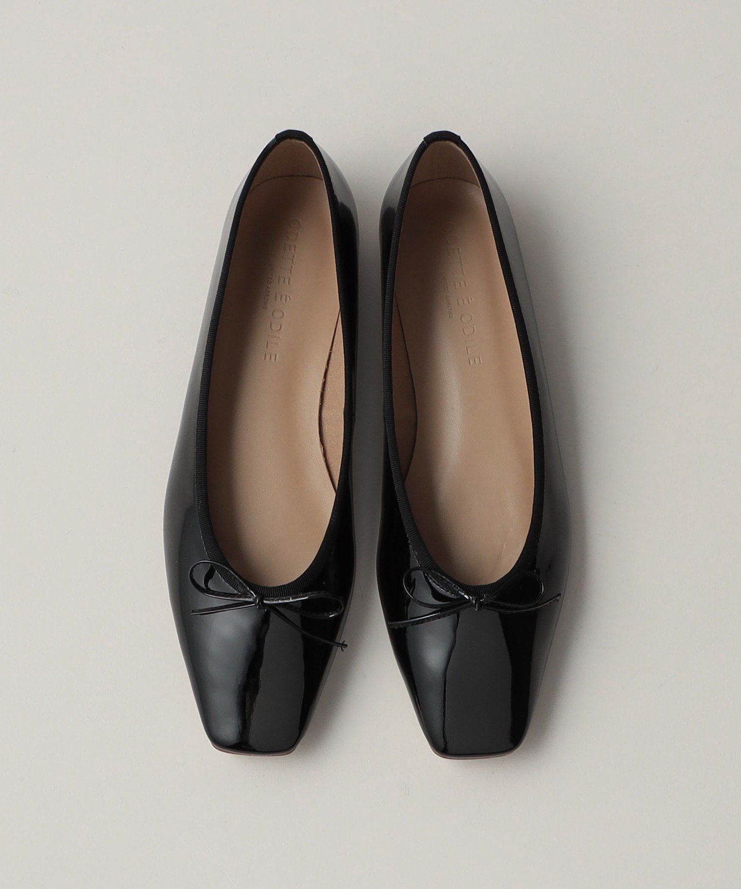 美品 odette e odile バレエシューズ (23.5) メタルプレート 美品 odette e odile バレエシューズ (23.5) メタルプレート