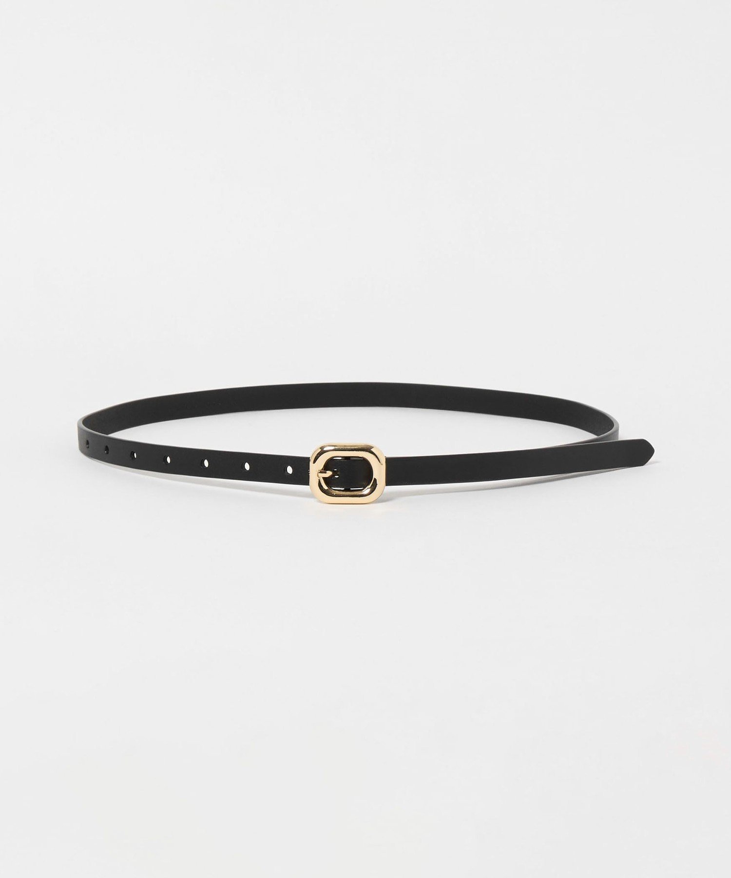 UNITED ARROWS（ユナイテッドアローズ）ラウンド スクエア 15MM ベルトバックルのフォルムが際立つデザインベルト■デザイン丸みのあるスクエアバックルが目を惹くミニマルなベルト。ブラックカラーとのコントラストが美しく、洗練された雰囲気をプラスします。細身のシルエットが女性らしい印象を演出し、さまざまな着こなしにフィット。スタイリングをさりげなく引き締めるアイテムです。■素材天然皮革■コーディネートブラウスとワイドパンツを合わせたクリーンな装いに。ワンピースやオールインワンの上から取り入れて、シルエットを引き立てるスタイリングもおすすめです。【注意事項】※素材特性上、水濡れや摩擦による色落ちにご注意ください。※商品に「取り扱い上の注意書き」、「洗濯表示」がございます場合は、使用前に必ずご確認ください。※商品画像は、光の当たり具合やパソコンなどの閲覧環境により、実際の色味と異なって見える場合がございます。あらかじめご了承ください。※商品の色味の目安は、商品単体の画像をご参照ください。店舗へお問い合わせの際は、全国のUNITEDARROWS各店舗まで下記の品名/品番をお申し付けください。品名：UARND/SQ15MM品番：17416000005型番：17416000005-05-00 SP1902【採寸】FREE：ウエスト64ー86 幅1.5 全長107.2商品のサイズについて【商品詳細】-素材：-サイズ：FREE-※画面上と実物では多少色具合が異なって見える場合もございます。ご了承ください。商品のカラーについてUNITED ARROWS（ユナイテッドアローズ）ラウンド スクエア 15MM ベルトバックルのフォルムが際立つデザインベルト■デザイン丸みのあるスクエアバックルが目を惹くミニマルなベルト。ブラックカラーとのコントラストが美しく、洗練された雰囲気をプラスします。細身のシルエットが女性らしい印象を演出し、さまざまな着こなしにフィット。スタイリングをさりげなく引き締めるアイテムです。■素材天然皮革■コーディネートブラウスとワイドパンツを合わせたクリーンな装いに。ワンピースやオールインワンの上から取り入れて、シルエットを引き立てるスタイリングもおすすめです。【注意事項】※素材特性上、水濡れや摩擦による色落ちにご注意ください。※商品に「取り扱い上の注意書き」、「洗濯表示」がございます場合は、使用前に必ずご確認ください。※商品画像は、光の当たり具合やパソコンなどの閲覧環境により、実際の色味と異なって見える場合がございます。あらかじめご了承ください。※商品の色味の目安は、商品単体の画像をご参照ください。店舗へお問い合わせの際は、全国のUNITEDARROWS各店舗まで下記の品名/品番をお申し付けください。品名：UARND/SQ15MM品番：17416000005型番：17416000005-05-00 SP1902【採寸】FREE：ウエスト64ー86 幅1.5 全長107.2商品のサイズについて【商品詳細】-素材：-サイズ：FREE-※画面上と実物では多少色具合が異なって見える場合もございます。ご了承ください。商品のカラーについて