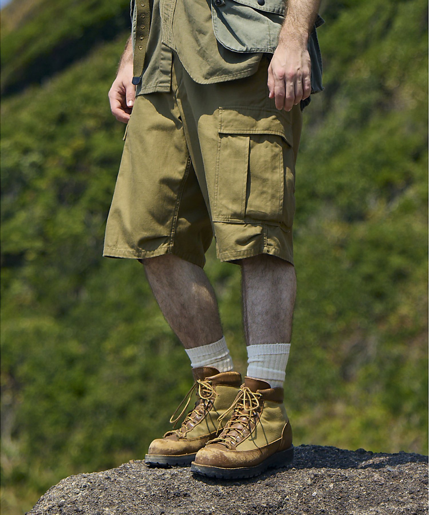 Nigel Cabourn 【公式】ナイジェル・ケーボン / MAN / アーミーカーゴショーツ ナイジェル・ケーボン パンツ その他のパンツ カーキグリーン【送料無料】