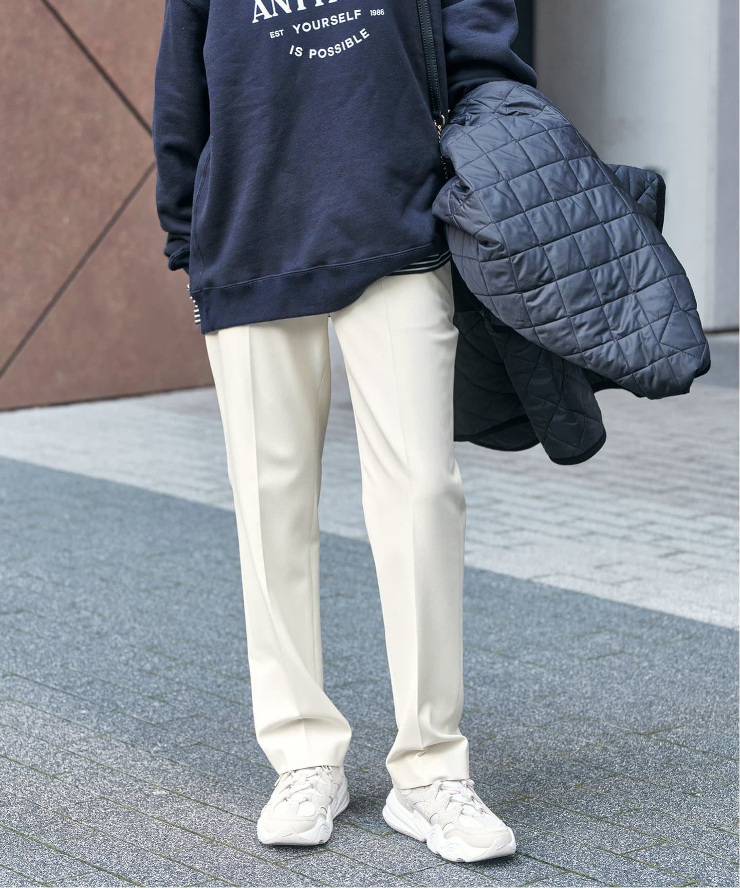 【SALE／30%OFF】Spick & Span 裏起毛スリムストレートパンツ スピックアンドスパン パンツ スラックス・ドレスパンツ ブラック ベージュ ブルー【送料無料】のサムネイル