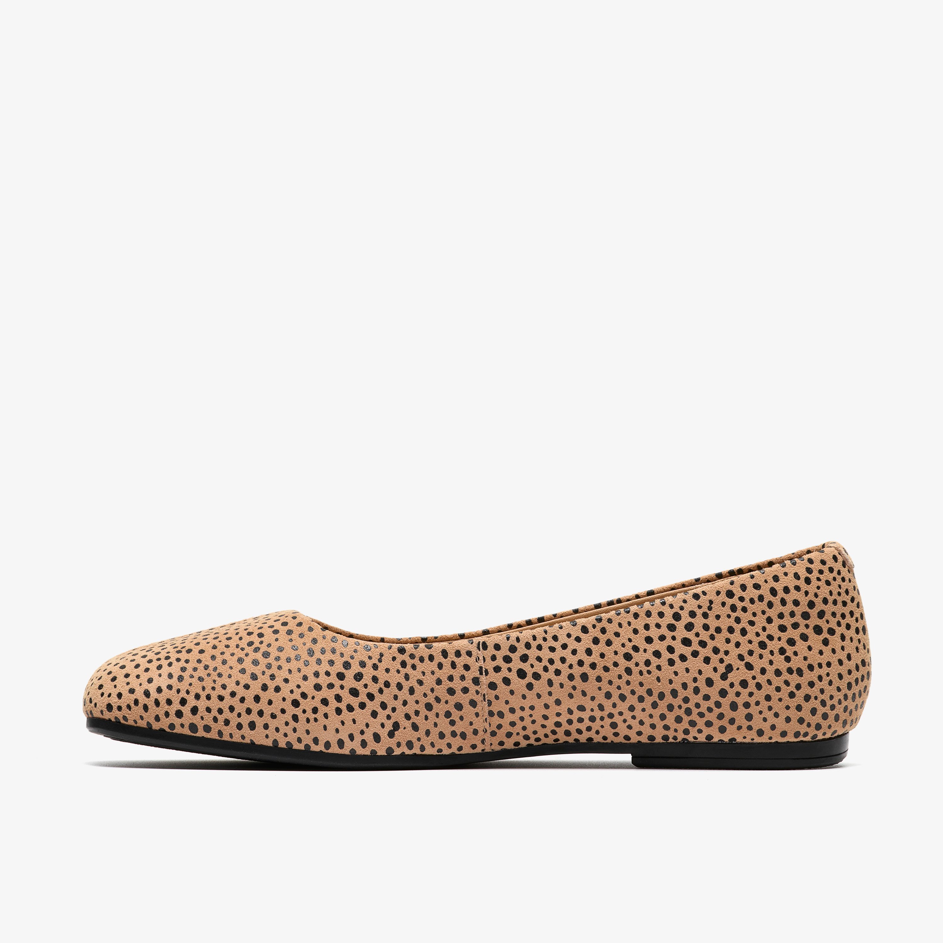 Clarks Livia Lily クラークス シューズ・靴 パンプス【送料無料】
