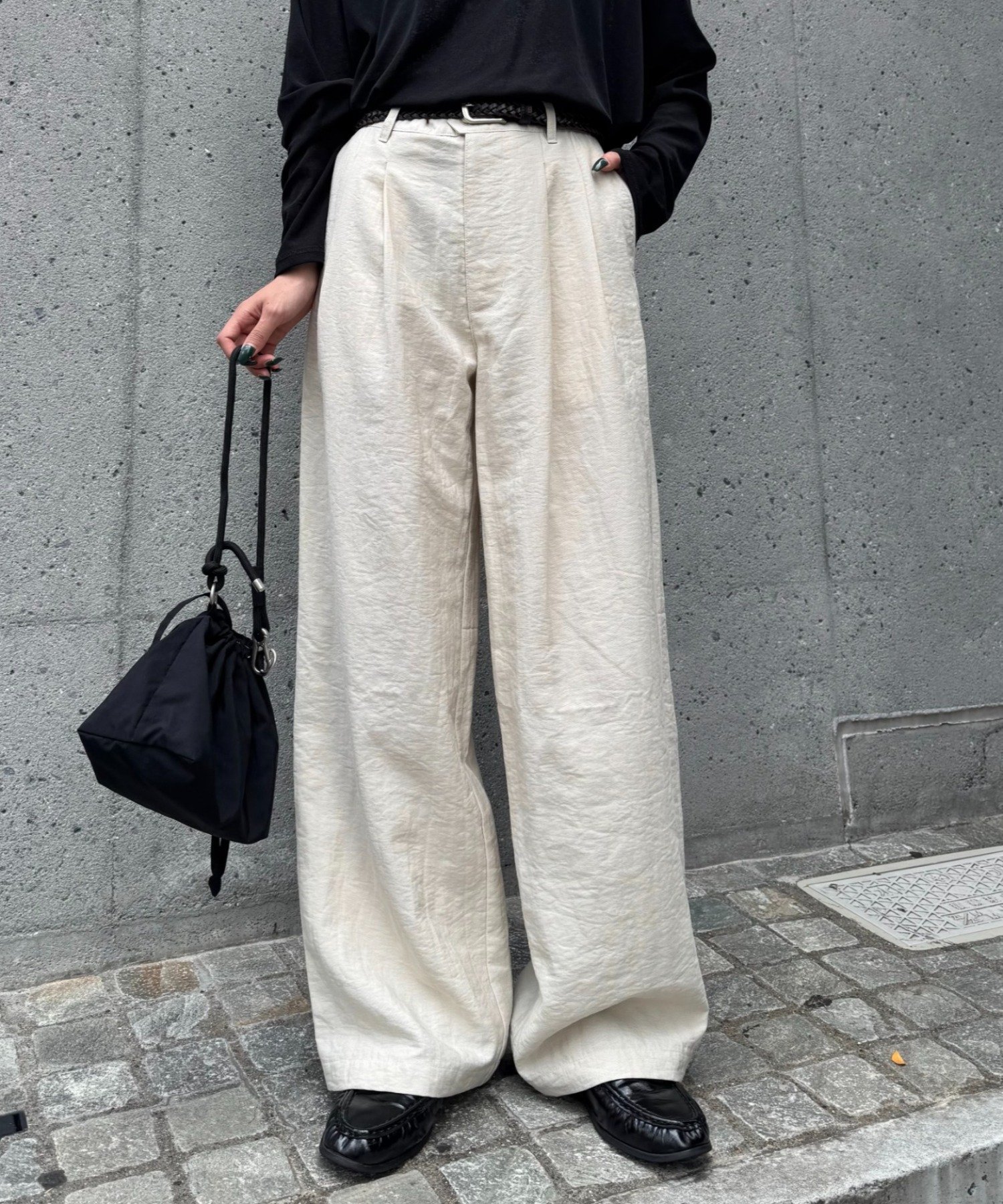 【接触冷感素材で夏も快適】レーヨンナイロンツータックスラックス チャオパニックティピー パンツ その他のパンツ ホワイト ブラック ブラウン