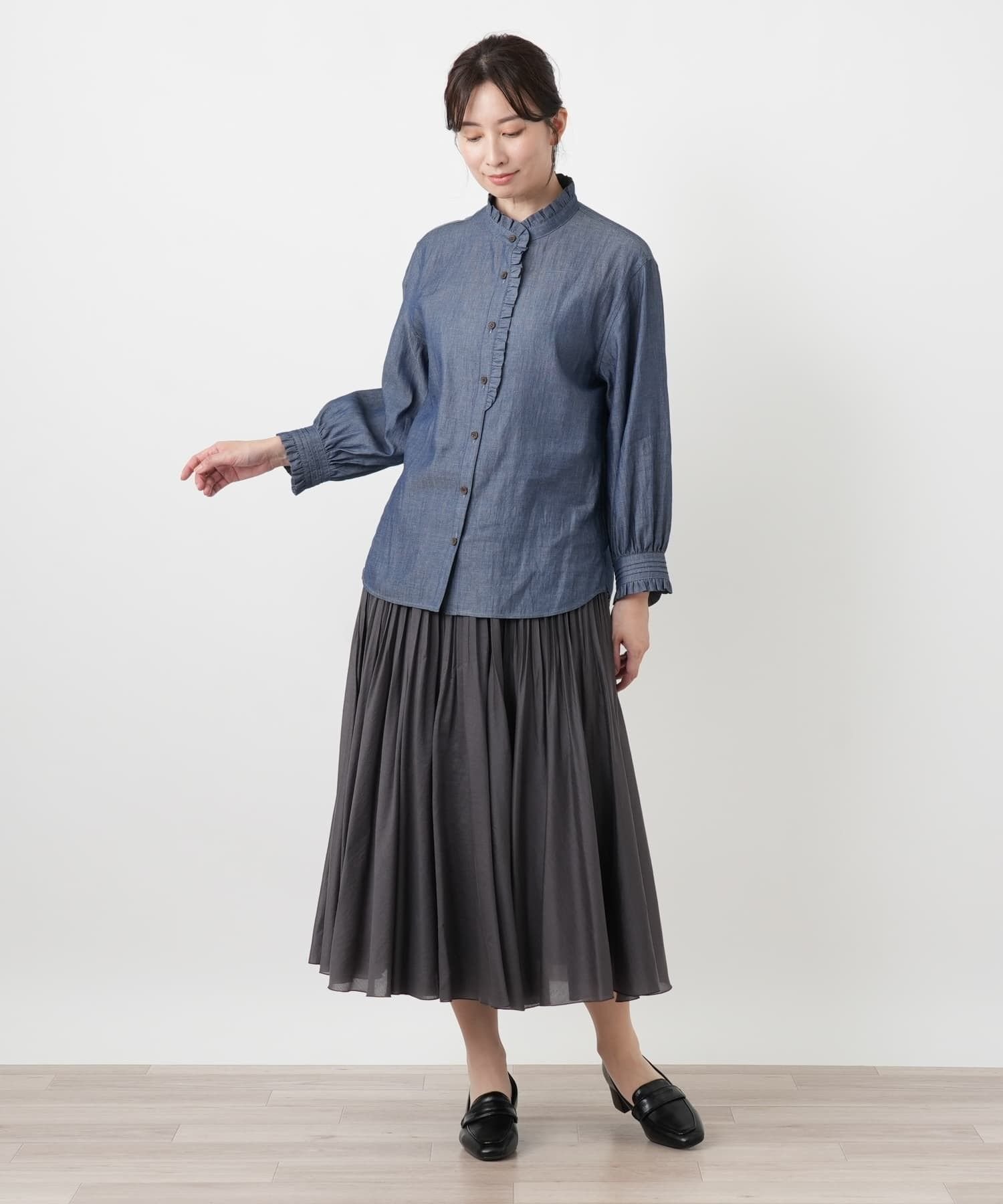 Leilian フリルスタンドカラーブラウス【Leilian WHITE LABEL】 レリアン トップス シャツ・ブラウス ブルー