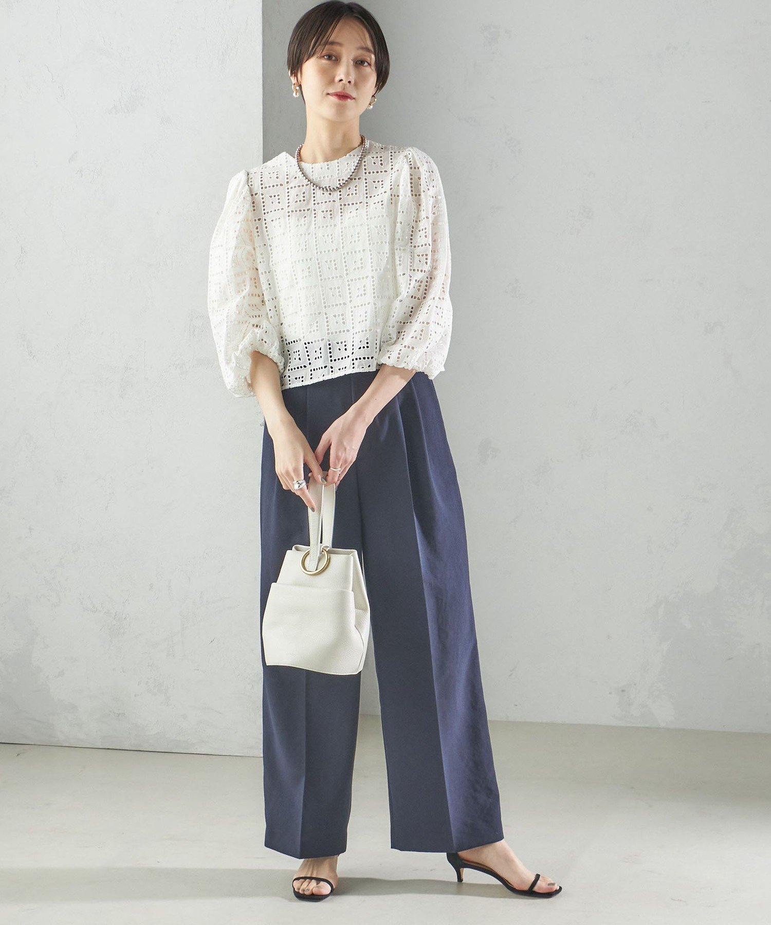 【SALE／40%OFF】SHIPS WOMEN ＜手洗い可能＞Broche スクエア レース 2WAY ブラウス シップス トップス シャツ・ブラウス ブラック ホワイト【送料無料】