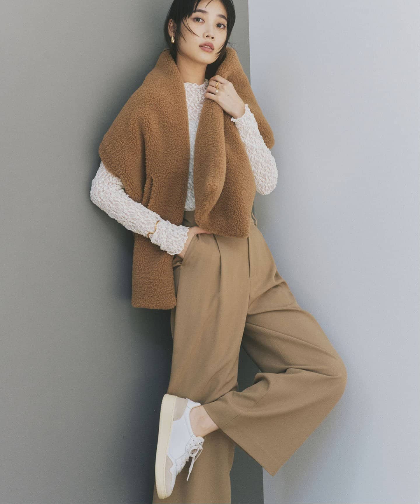 La Totalite ボアストール ラ トータリテ ファッション雑貨 マフラー・ストール・ネックウォーマー ブラウン ホワイト ネイビー【送料無料】