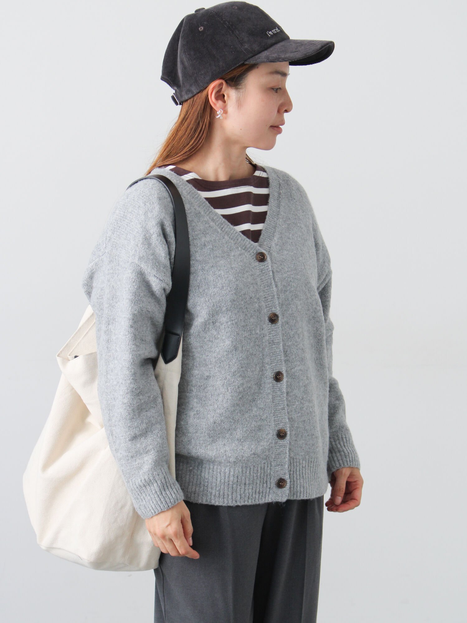 Lugnoncure ウール混ふわふわVネックカーディガン テチチ トップス カーディガン グレー ブルー ベージュ オレンジ ネイビー【送料無料】