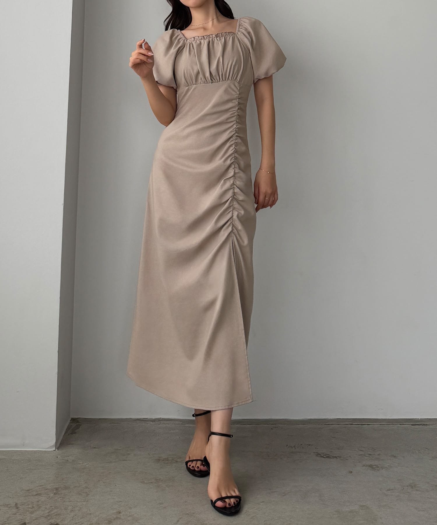 JUNOAH Louere スリットパフスリーブワンピース ジュノア ワンピース・ドレス ワンピース ホワイト ブラック グレー
