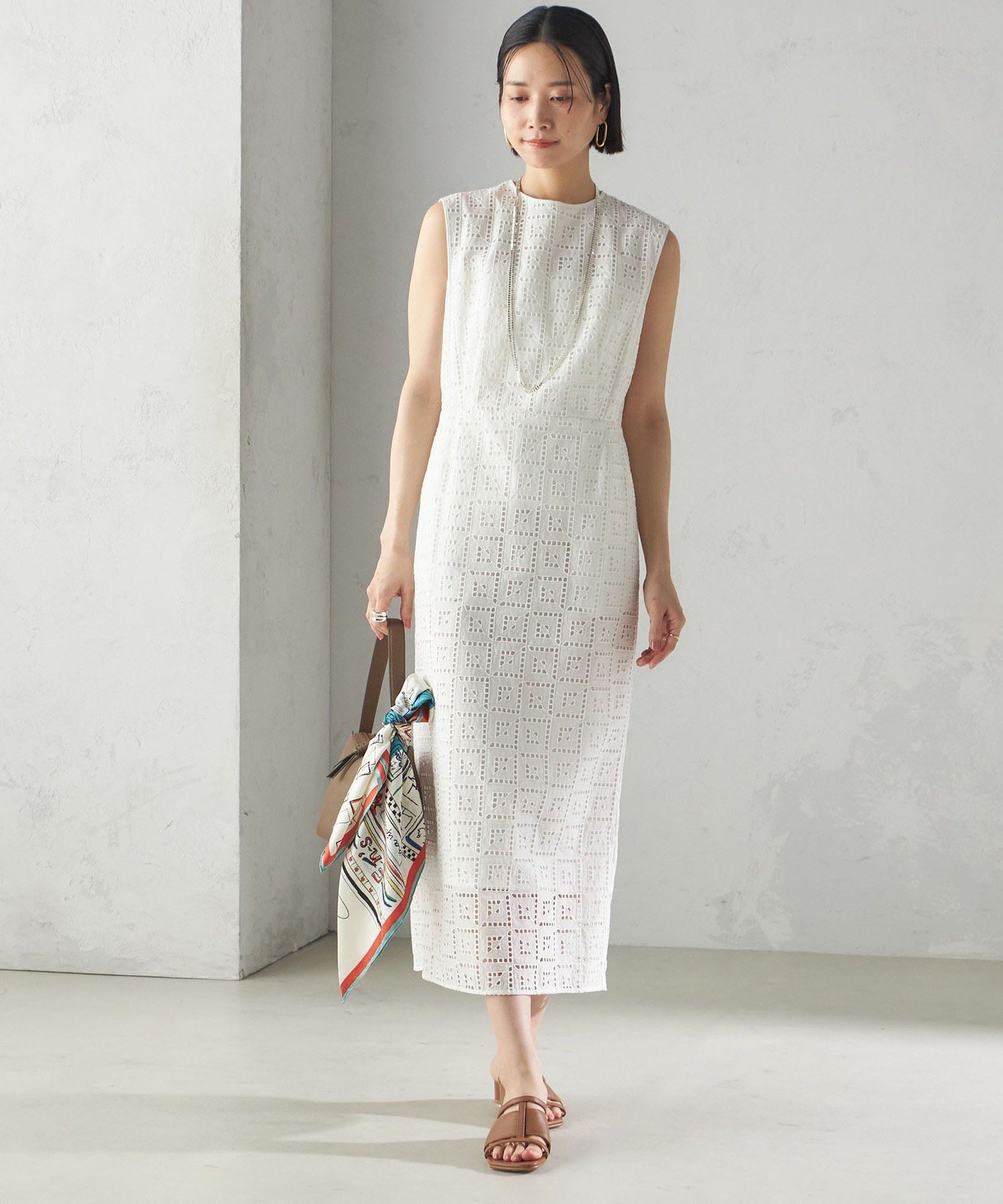 【SALE／40%OFF】SHIPS WOMEN ＜手洗い可能＞Broche スクエア レース Iライン ワンピース シップス ワンピース・ドレス ワンピース ブラック ホワイト【送料無料】