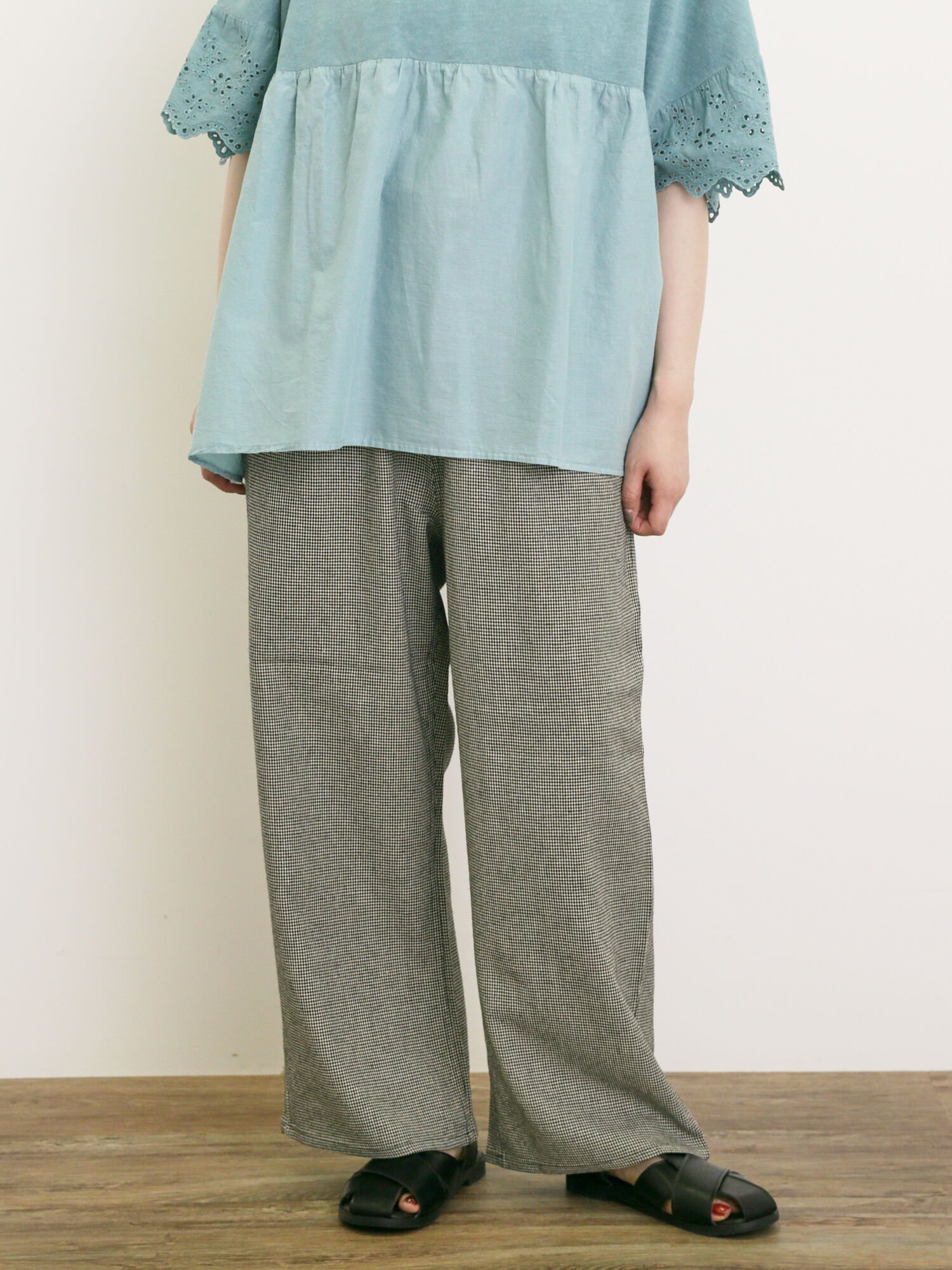 【SALE／60%OFF】Samansa Mos2 レーヨン麻ゆるストレートパンツ サマンサモスモス パンツ その他のパンツ カーキグリーン ブラック ベージュのサムネイル