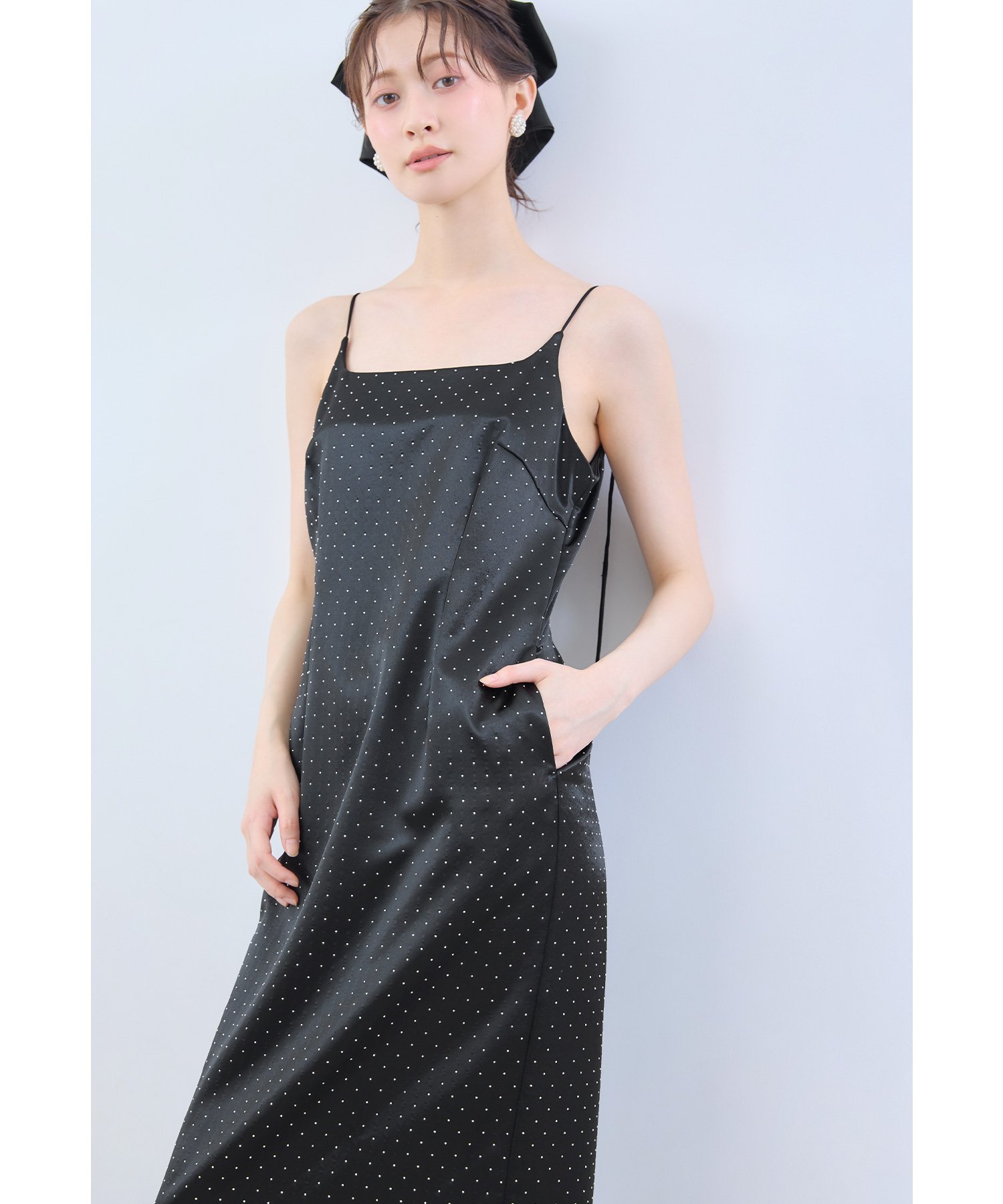 【SALE／20%OFF】niana グロッシーサテンドレス 無地 スタッズ ドット パーティードレス オケージョンドレス ビーフラット ワンピース・ドレス ドレス ブラック ブラウン ベージュ【送料無料】