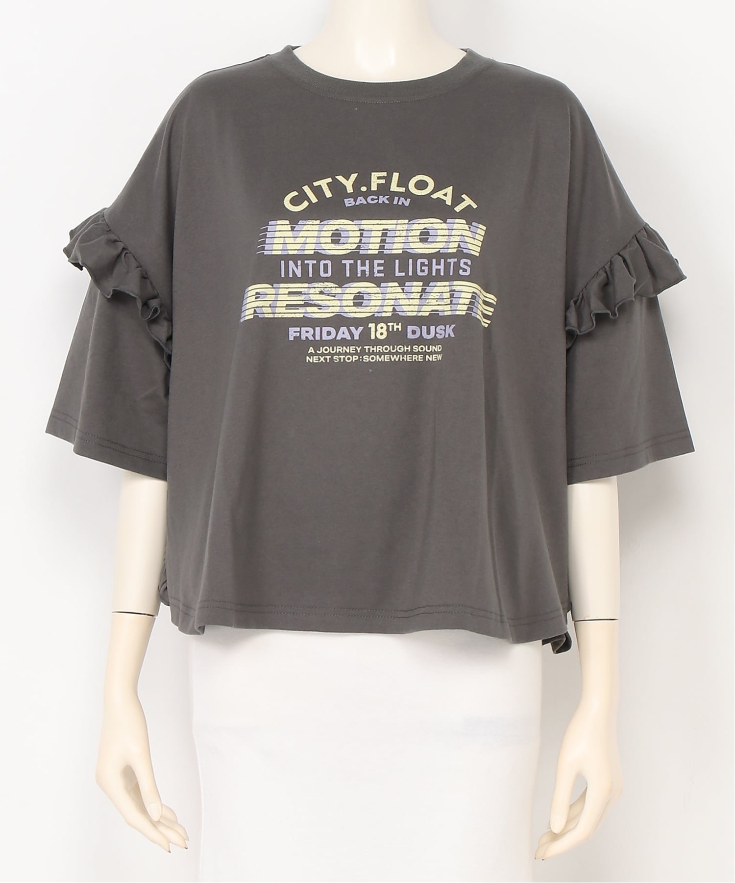 myke myke/(W)フリルデザインプリントビッグTシャツ リラクロ トップス カットソー・Tシャツ ホワイト ブルー グレー