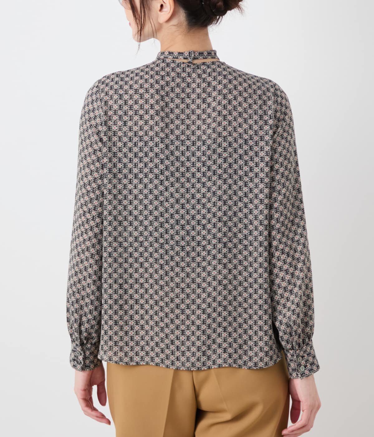 NEWYORKER WOMEN L-SIZE 【L】アーキテクスチャーモチーフプリント ボウタイブラウス ニューヨーカー エルサイズ トップス シャツ・ブラウス ネイビー