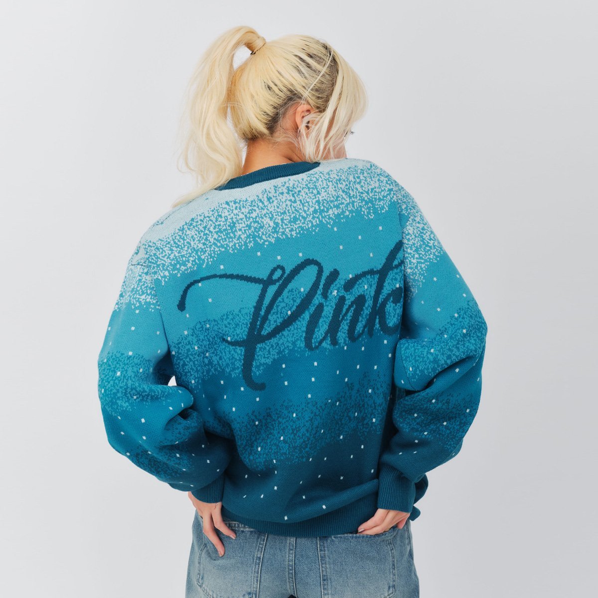 atmos pink atmos pink Gradation Jacquard Sweater BLUE アトモス トップス ニット ブルー