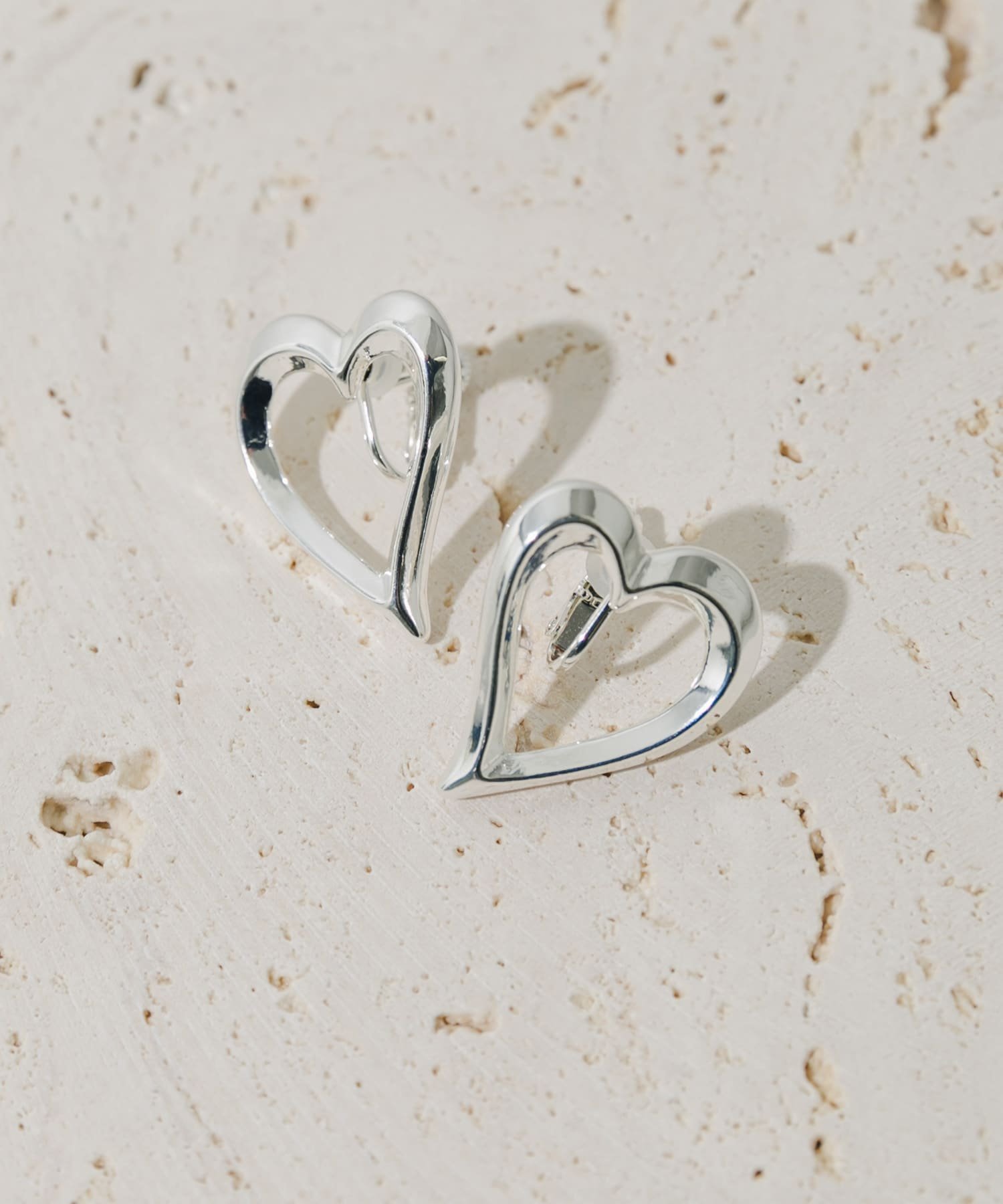 【SALE/50%OFF】SMELLY メタルハートイヤリング スメリー アクセサリー・腕時計 イヤリング・イヤーカフ