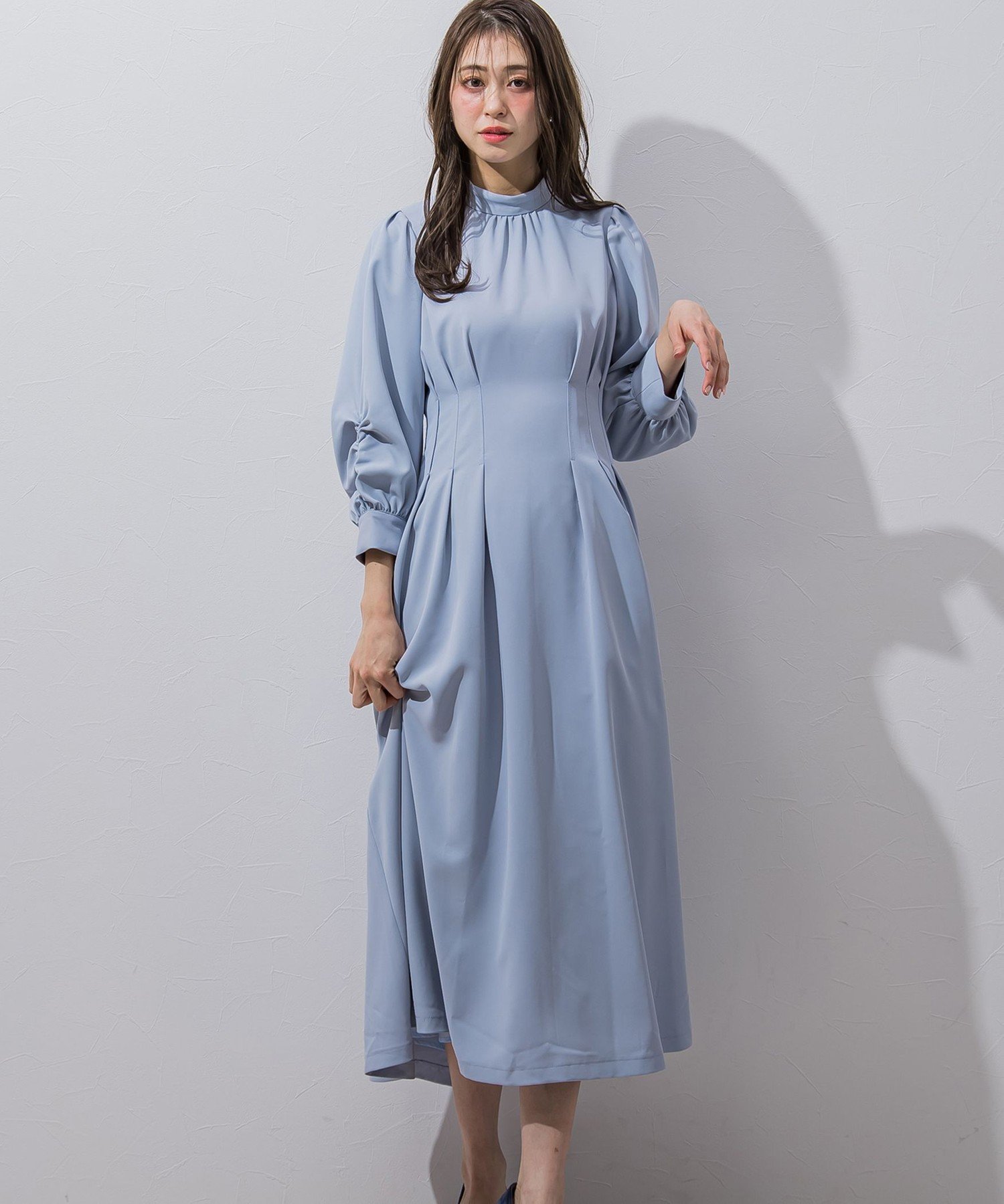 【SALE／64%OFF】QUEENS COURT ウエストタックワンピース クイーンズコート ワンピース・ドレス ワンピース ブルー ネイビー ベージュ【送料無料】のサムネイル