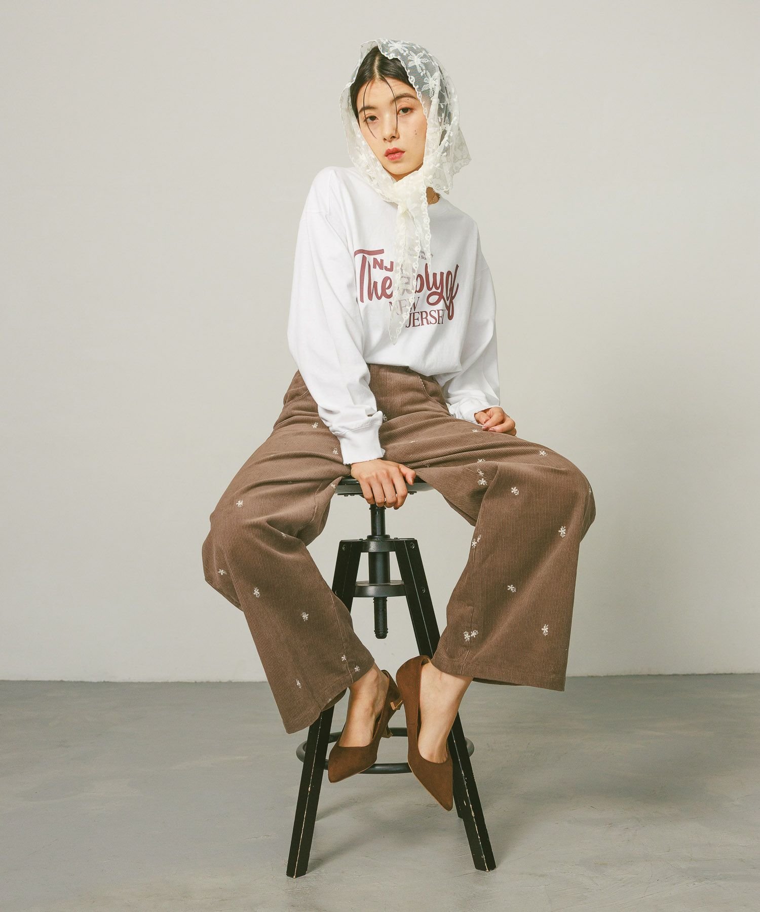 BAYFLOW [トレンドライク]刺繍コーデュロイパンツ ベイフロー パンツ その他のパンツ ブラウン ネイビー【送料無料】のサムネイル