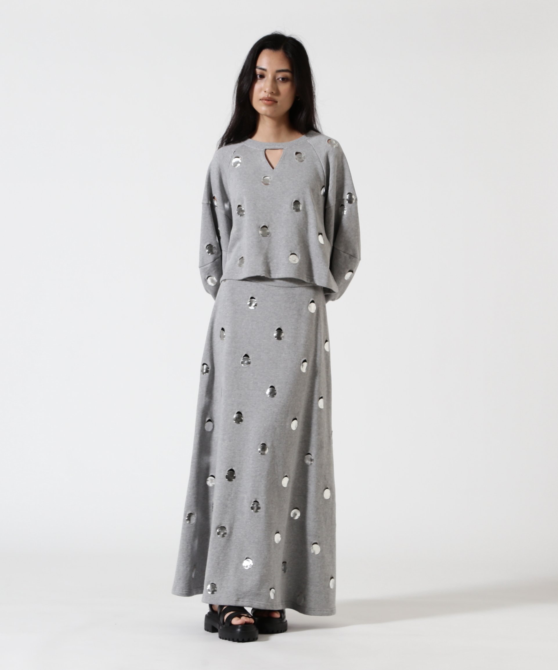 RUMCHE(ラムシェ) 別注DOT MIRROR SWEAT ビーセカンド トップス カットソー・Tシャツ グレー