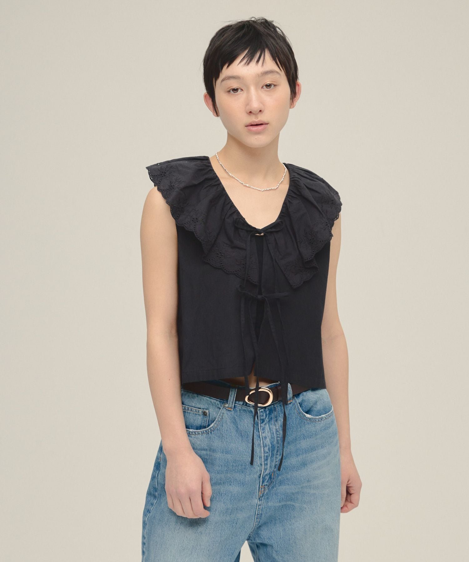 eL scalloped Collar Shirt ジーナシス トップス シャツ・ブラウス ブラック ホワイト