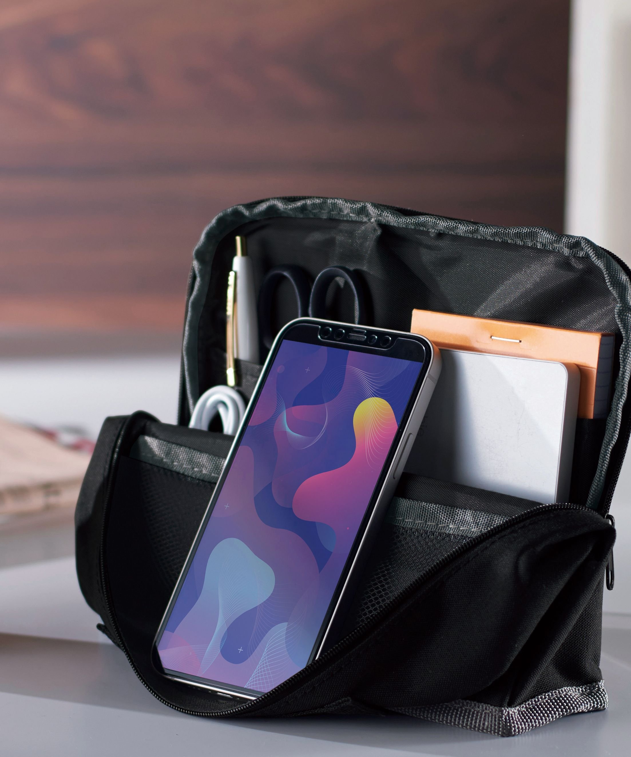 BACKYARD FAMILY スタンドデスクポーチ ローラ 財布・ポーチ・ケース ポーチ ブラック