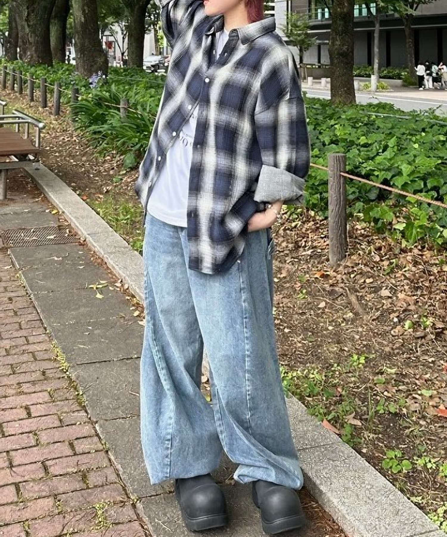 + 【Chikashitsu +】shadow check shirt ネバーマインドザエックスユー／チカシツプラス トップス シャツ・ブラウス カーキグリーン ブルー