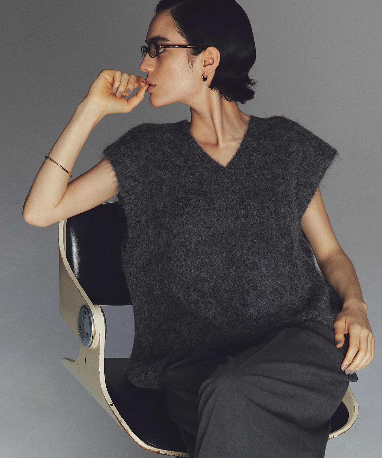 uncrave アルパカファーニット Vネックベスト アンクレイヴ トップス ニット グレー ベージュ ブルー【送料無料】のサムネイル