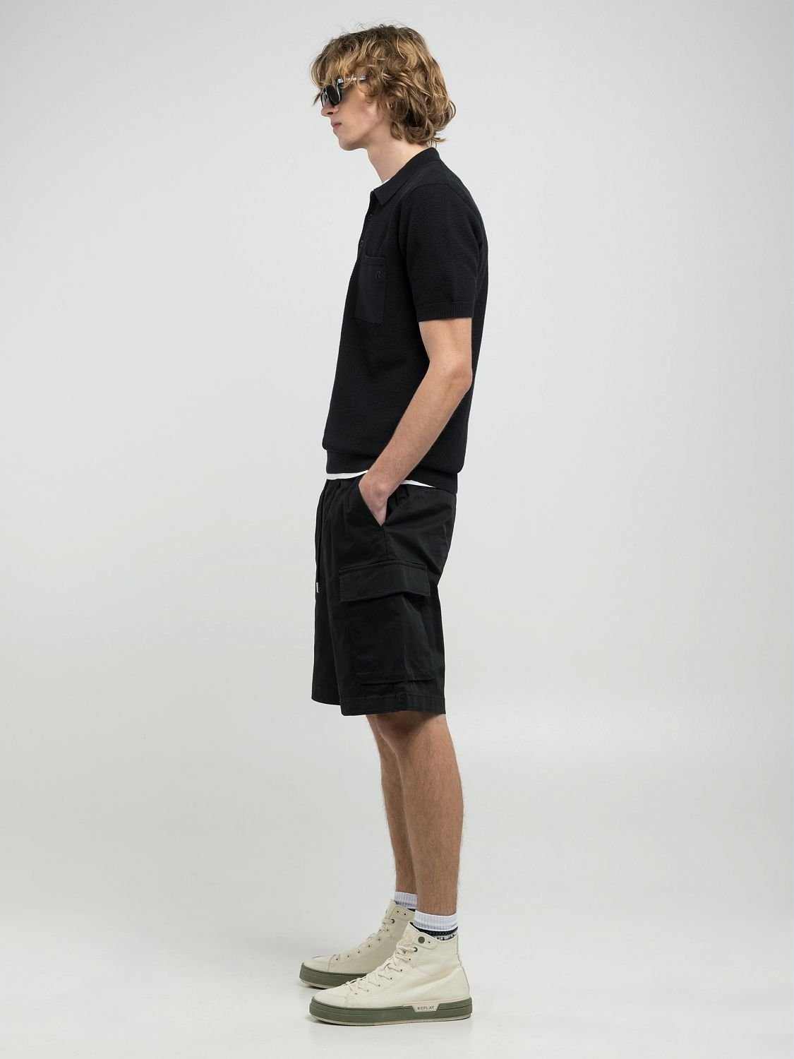 【SALE／10%OFF】REPLAY ストレッチコットンカーゴショーツ リプレイ パンツ カーゴパンツ ベージュ ブラック【送料無料】