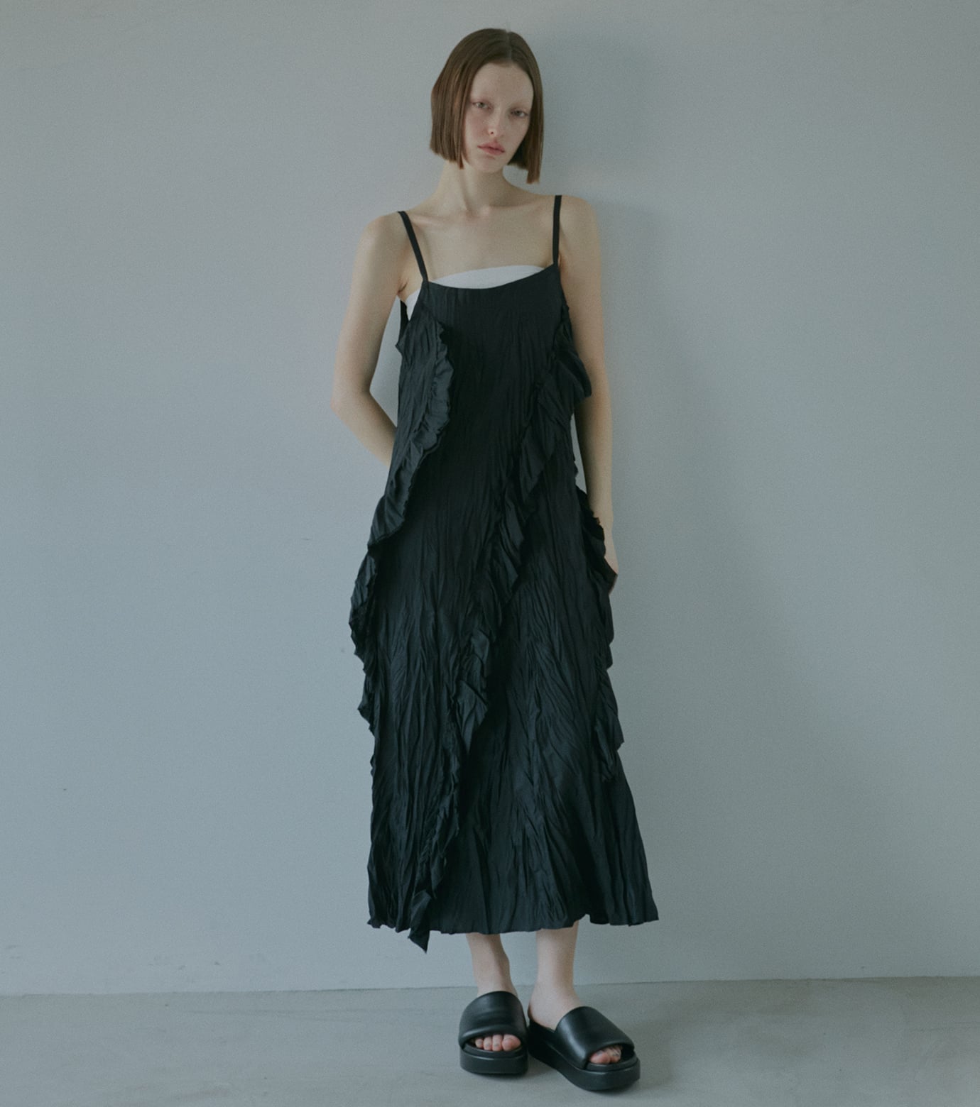 LE CIEL BLEU クリンクルドラッフルキャムドレス / Crinckled Ruffle Cami Dress ルシェルブルー ワンピース・ドレス ワンピース ブラック ホワイト