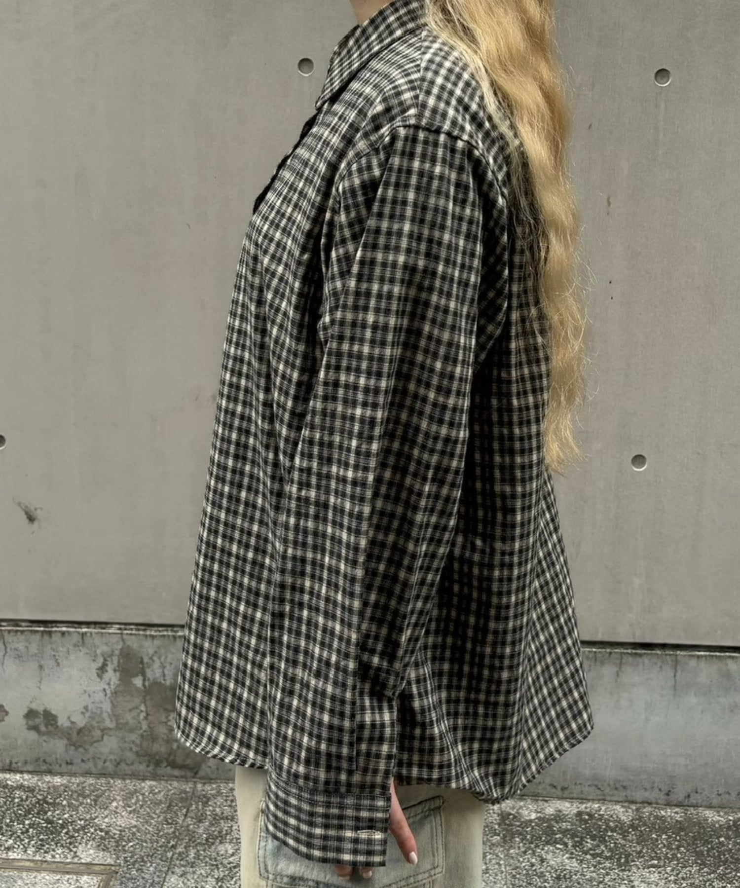+ 【Chikashitsu +】loose fit check shirt チェックシャツ 柄シャツ オーバーサイズ ネバーマインドザエックスユー／チカシツプラス トップス シャツ・ブラウス ブラック ネイビー