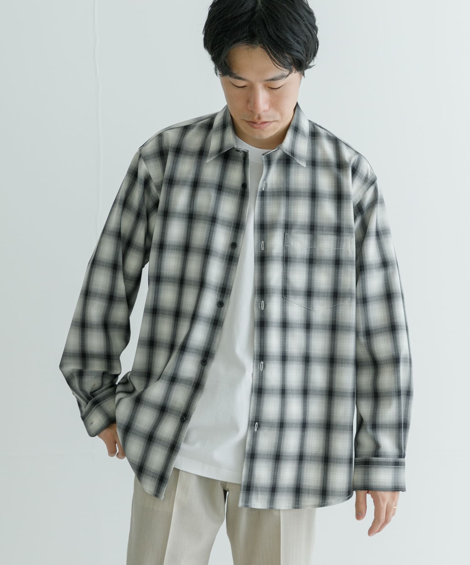 【SALE／55%OFF】URBAN RESEARCH WASHABLEウールレギュラーカラーシャツ アーバンリサーチ トップス シャツ・ブラウス ネイビー ベージュ【送料無料】