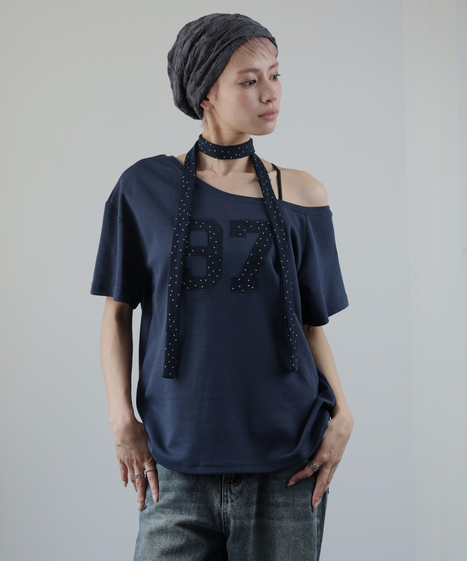 Doula Doula タイ付き ワンショルロゴTシャツ ドゥーラ ドゥーラ トップス カットソー・Tシャツ ブラック グレー ネイビー ホワイト