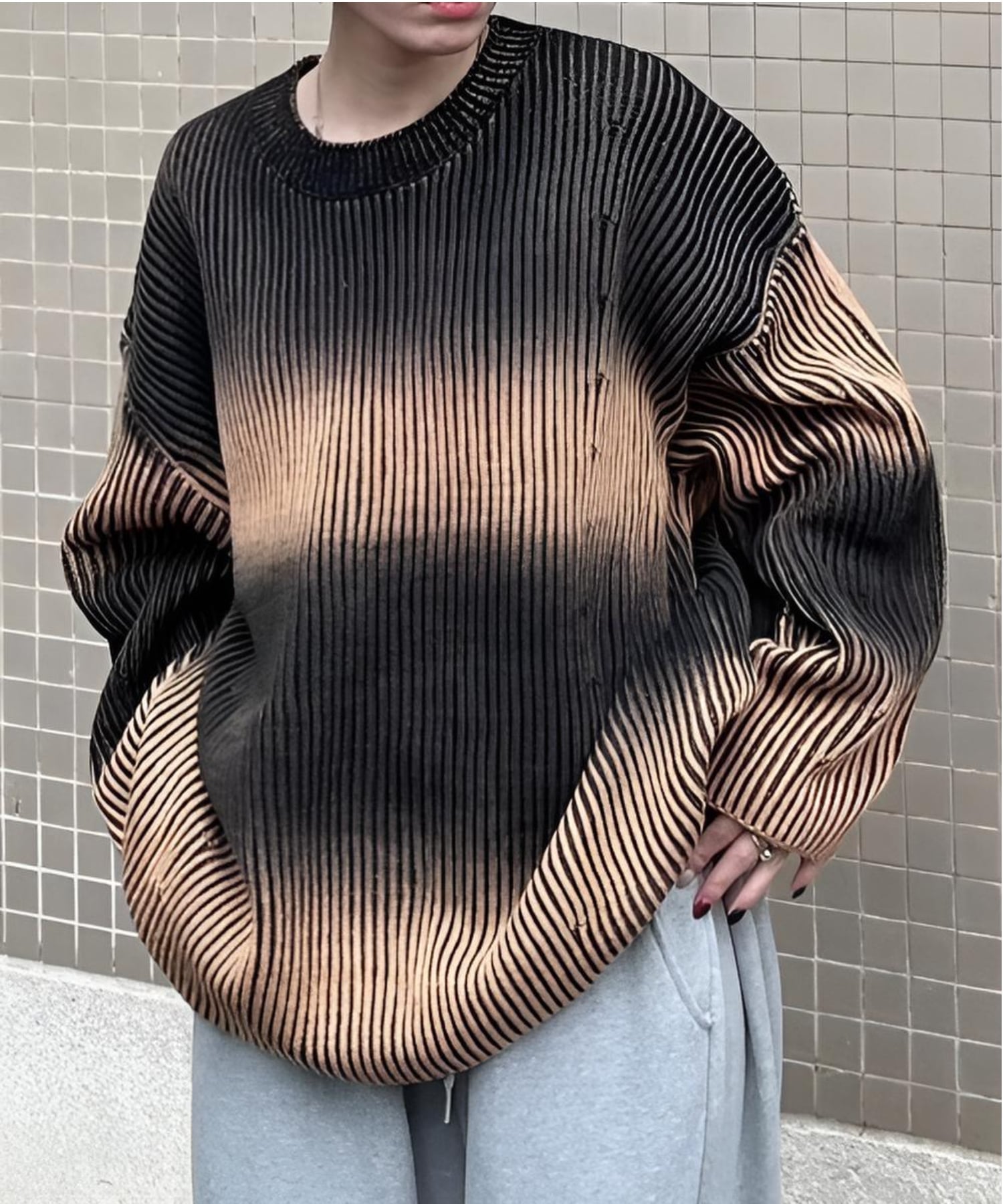 + 【Chikashitsu +】bleach washing knit ネバーマインドザエックスユー／チカシツプラス トップス ニット ブラック